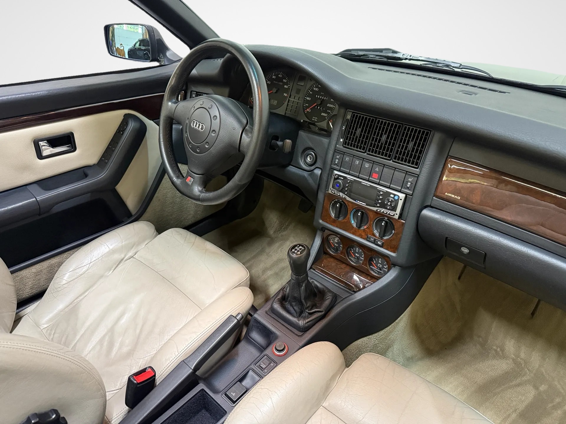 AUDI Cabriolet 2.8 E Veteranenfahrzeug-image-17