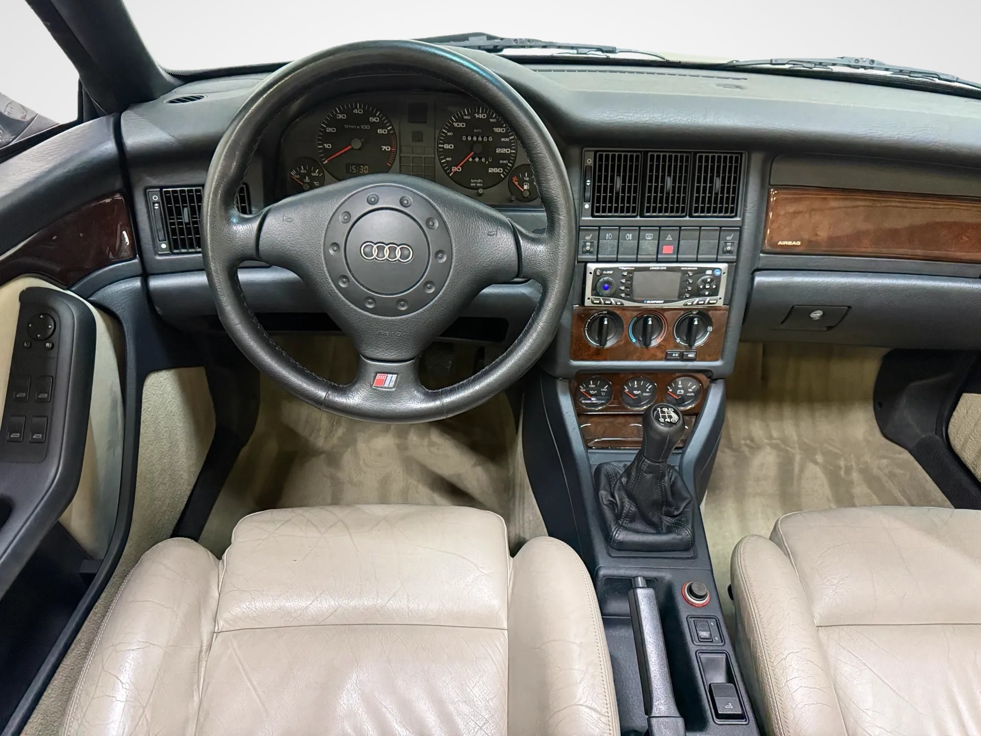 AUDI Cabriolet 2.8 E Veteranenfahrzeug-image-18