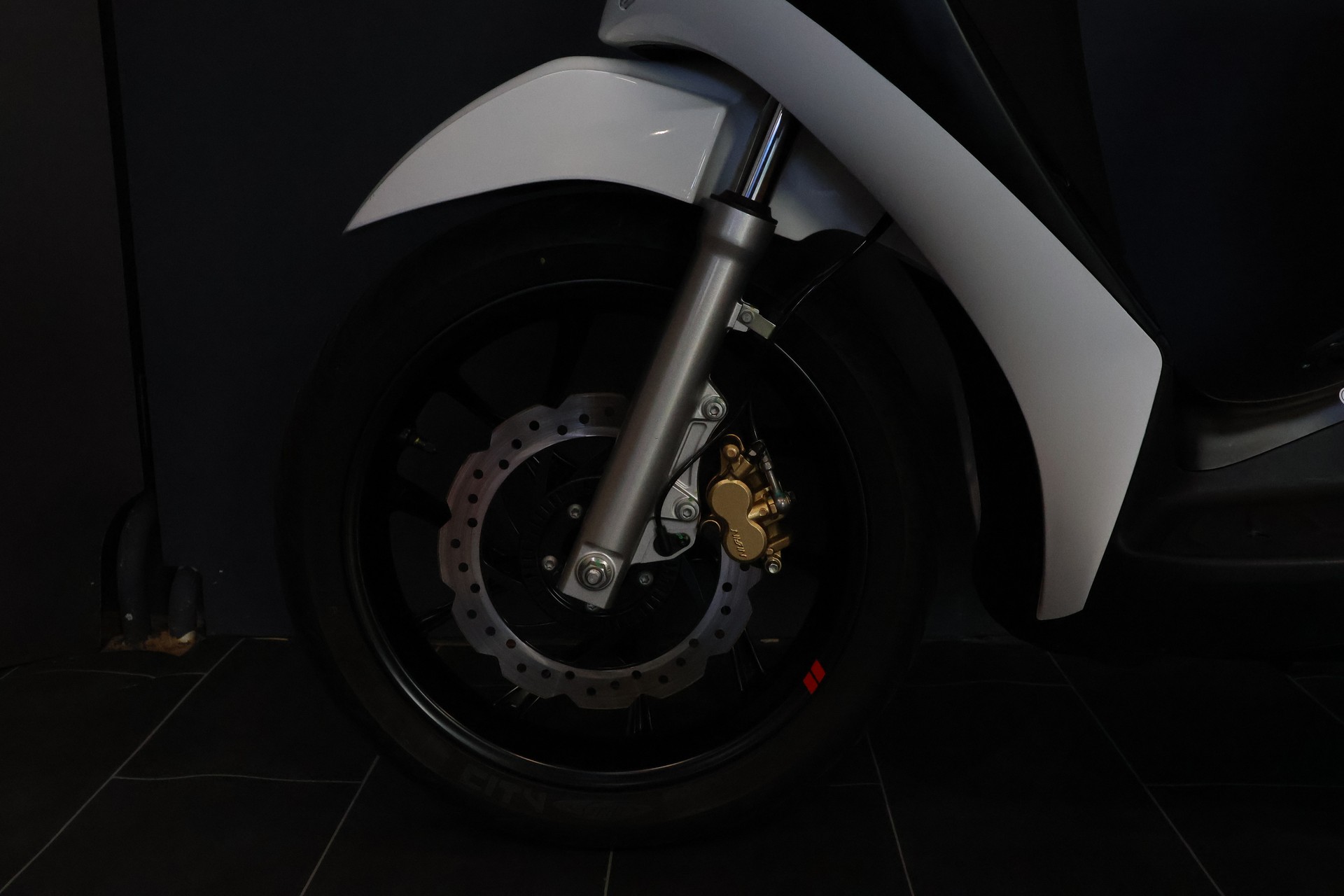 PIAGGIO Medley 125 Sport-showroom-element-1