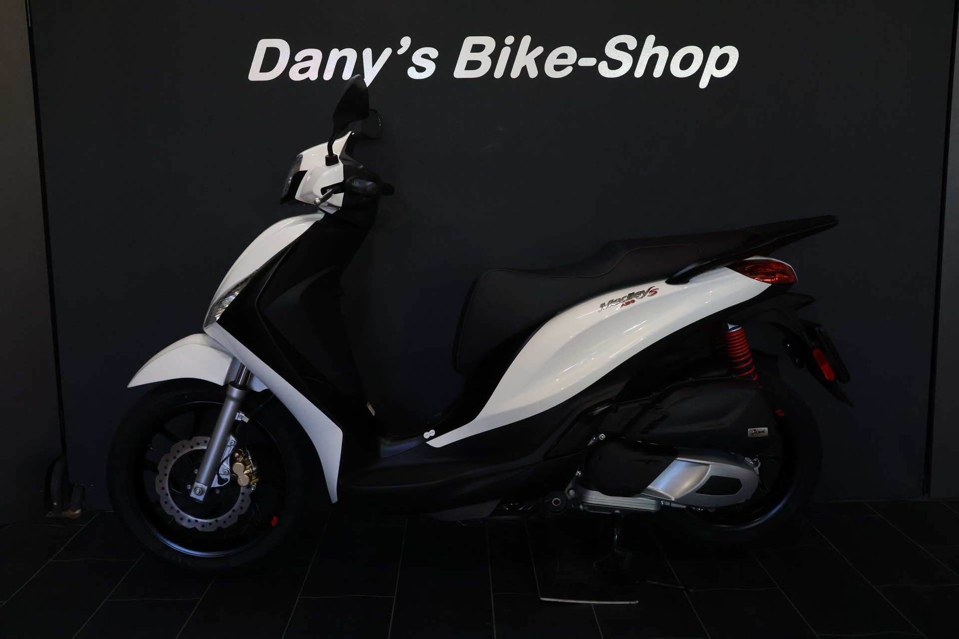 PIAGGIO Medley 125 Sport