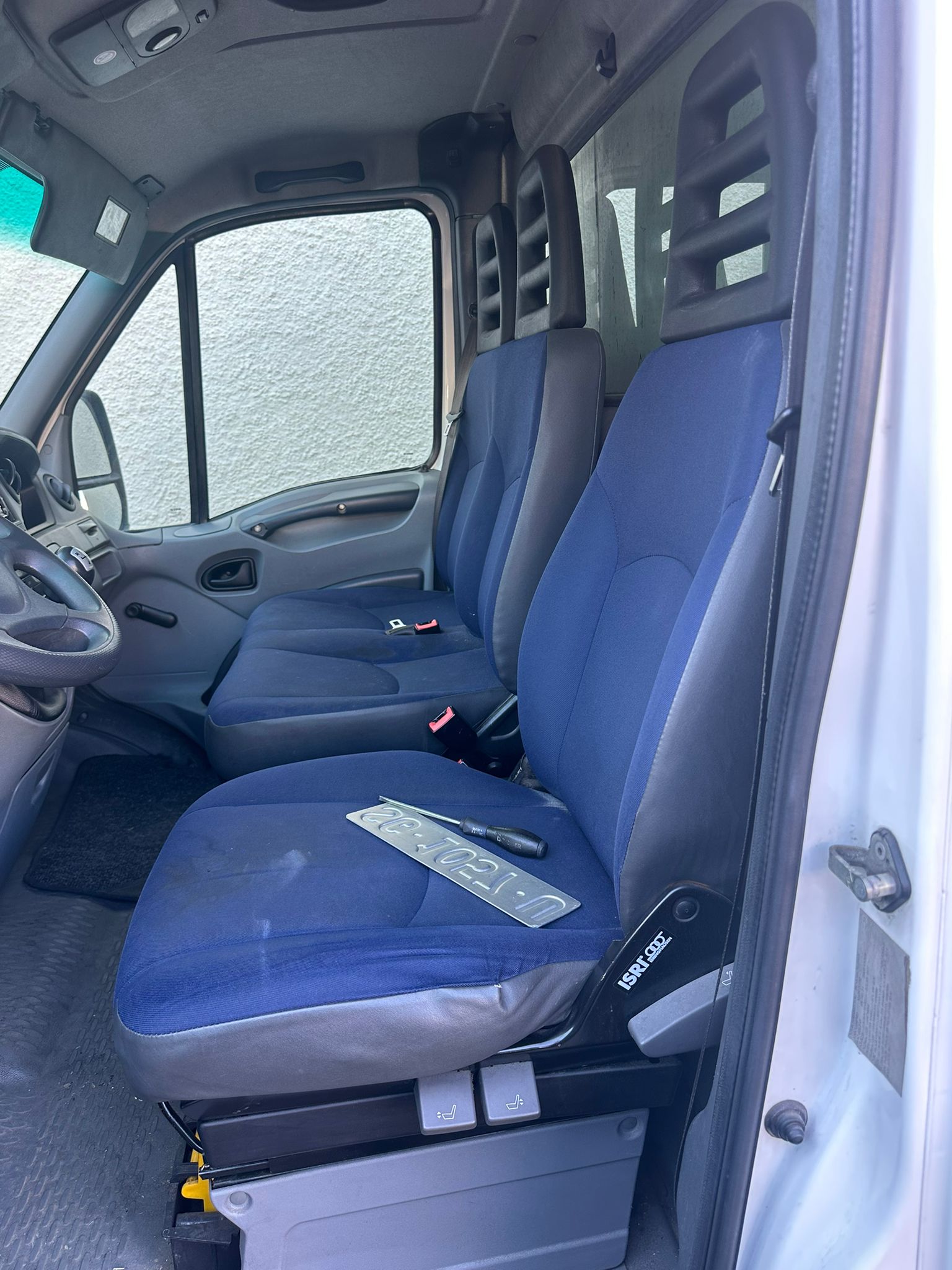 IVECO 35 C15-image-5