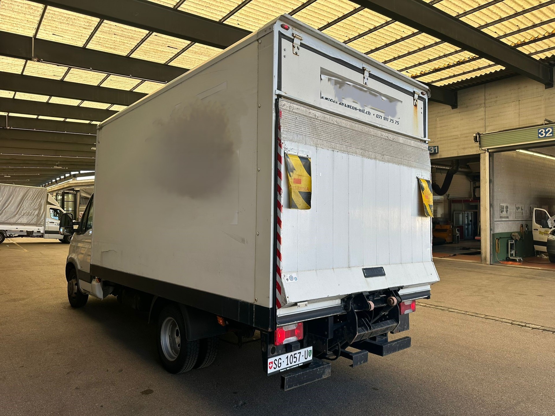 IVECO 35 C15-image-2