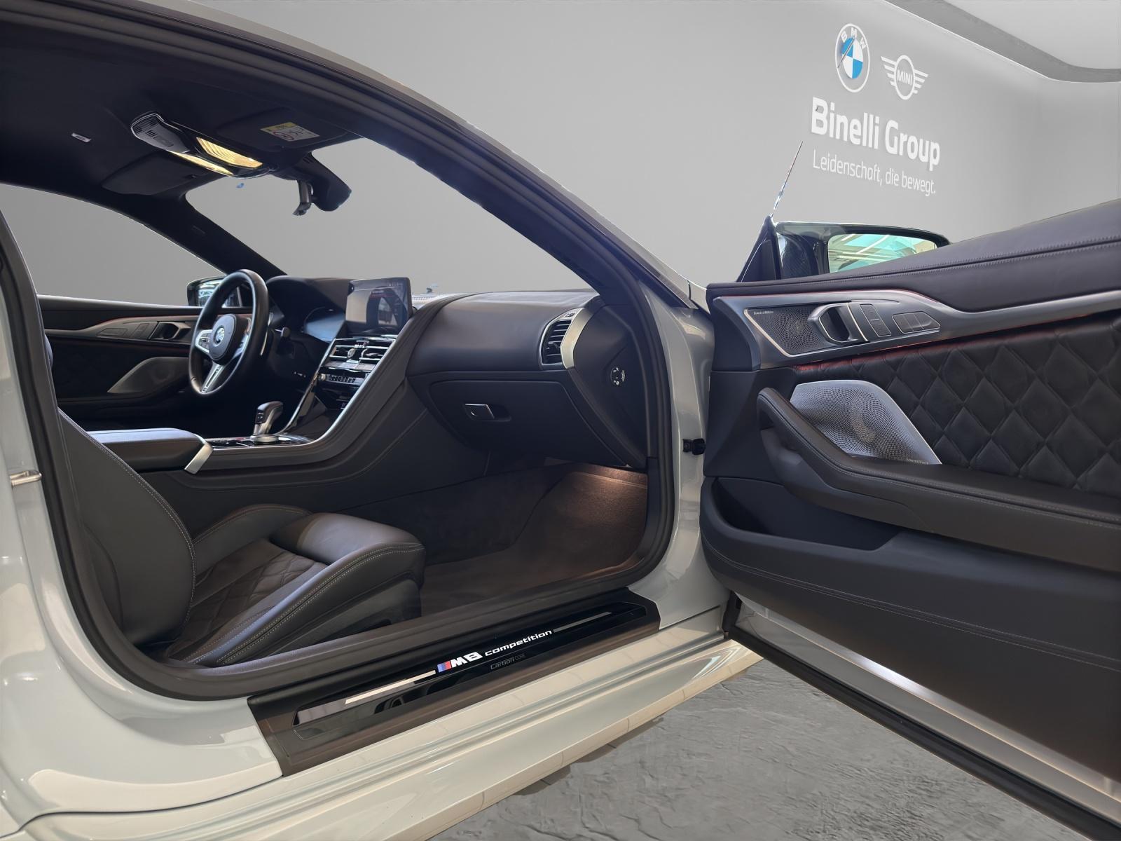 BMW M8 Competition xDrive Coupé-image-20