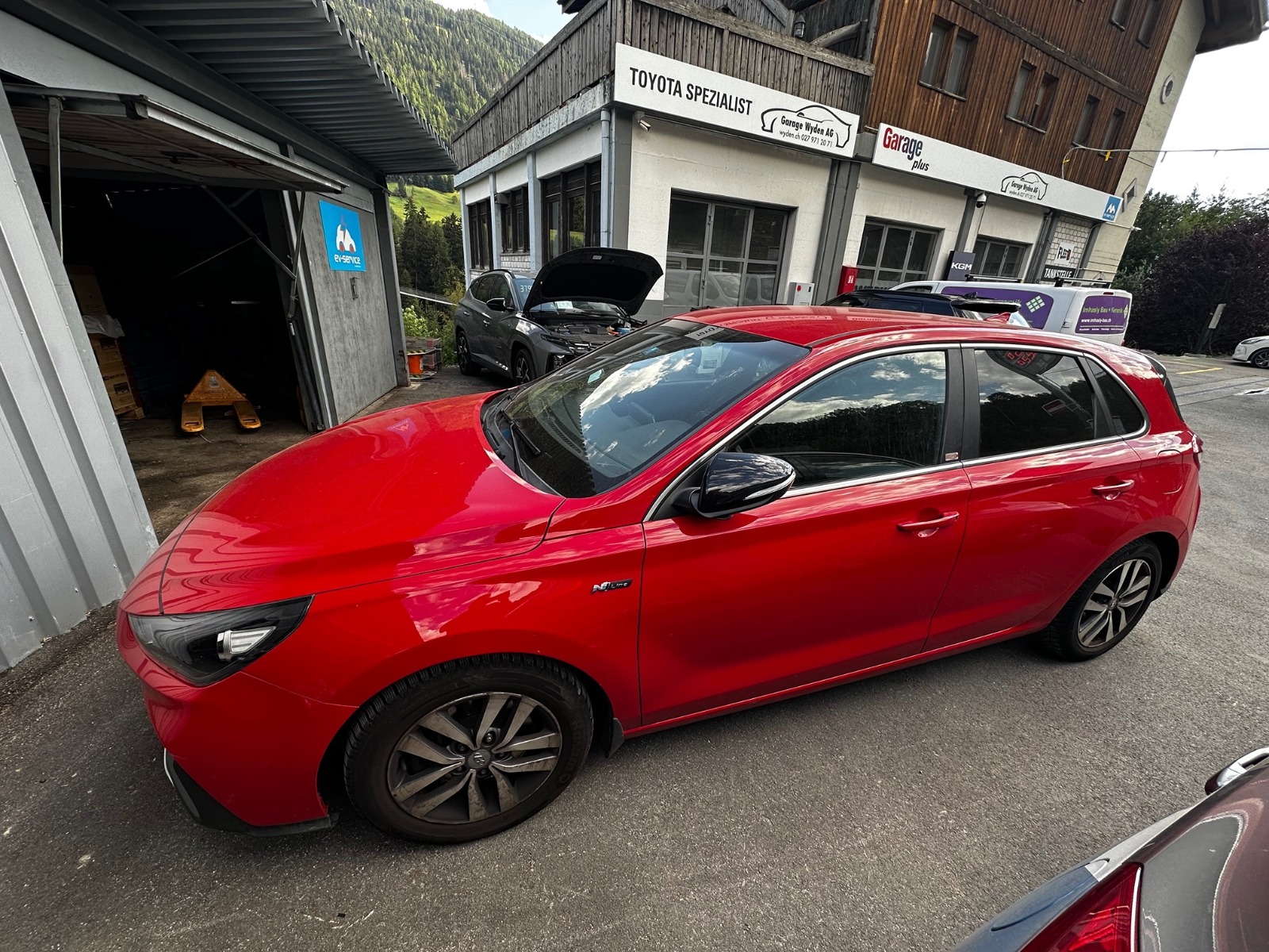 HYUNDAI i30 1.4 T-GDi N-Line DCT-image-1