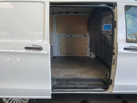 MERCEDES-BENZ Vito 114 CDI Lang Pro 9G--image-13
