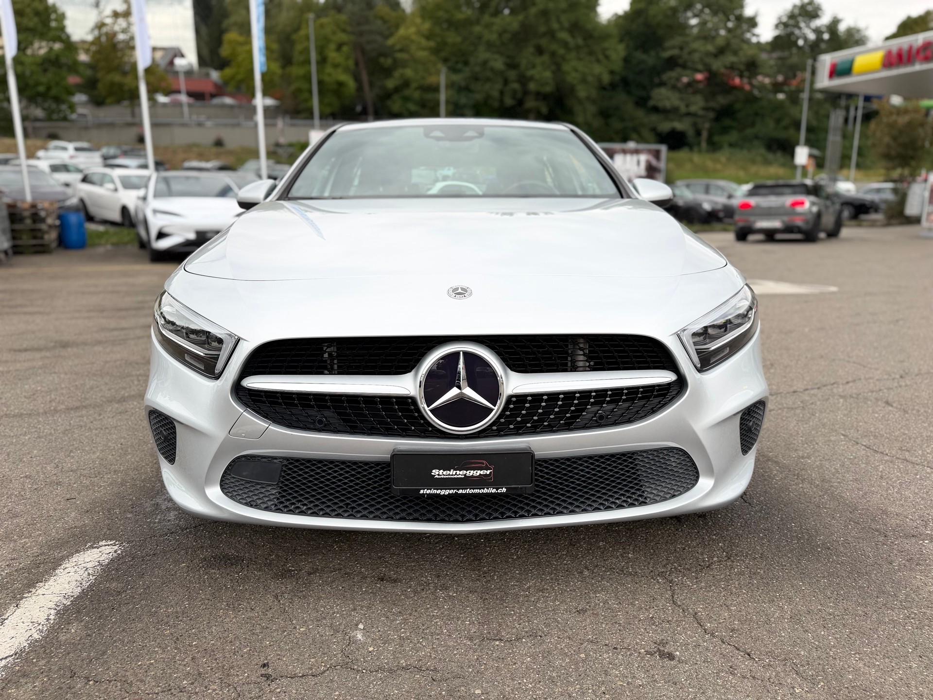MERCEDES-BENZ A 220 Progressive 7G-DCT 4Matic-showroom-element-3