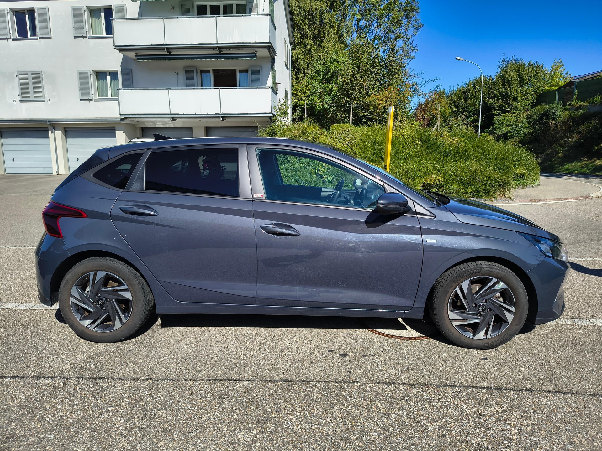 HYUNDAI i20 1.0 T-GDi 120 Amplia-image-2