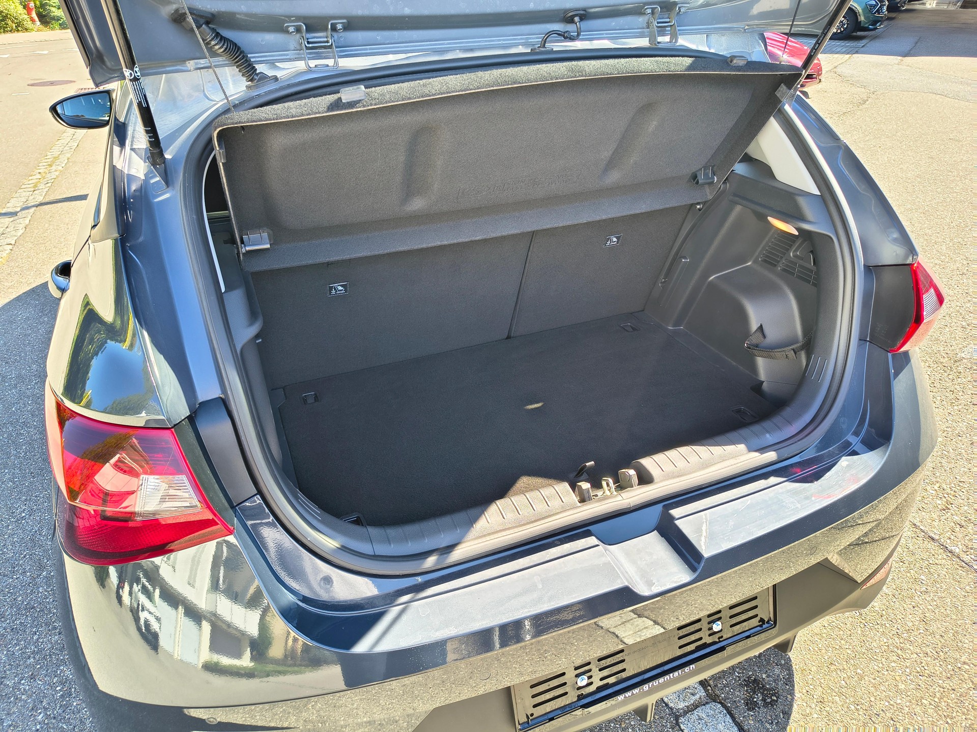 HYUNDAI i20 1.0 T-GDi 120 Amplia-image-8