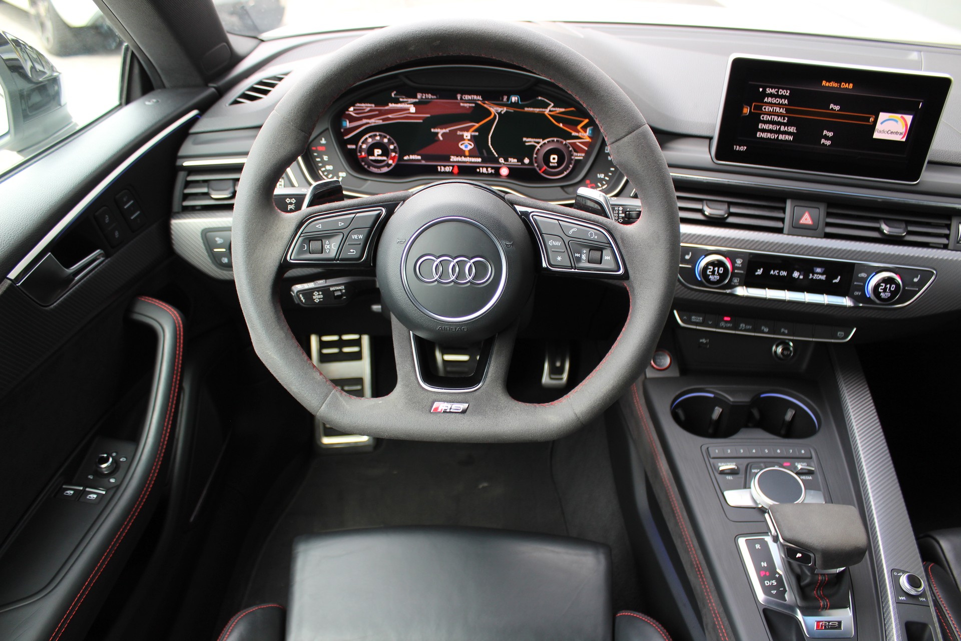 AUDI RS5 Coupé 2.9 TFSI quattro tiptronic-image-10