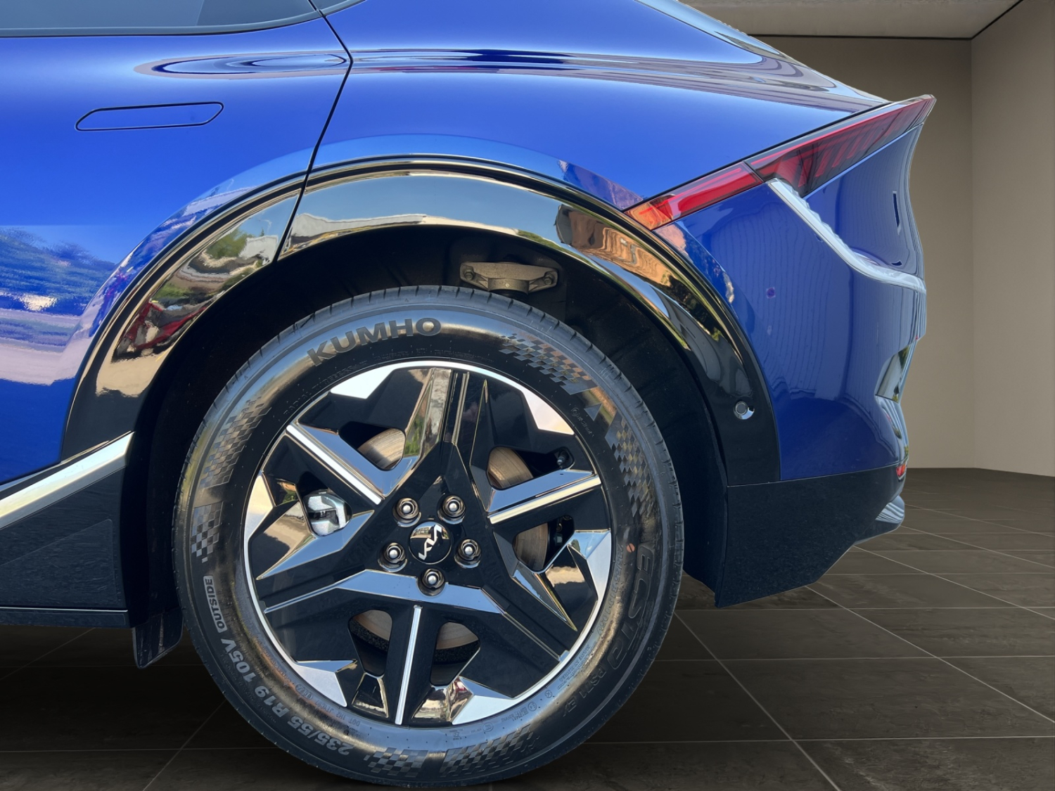 KIA EV6 84 kWh Earth 4x4-image-28