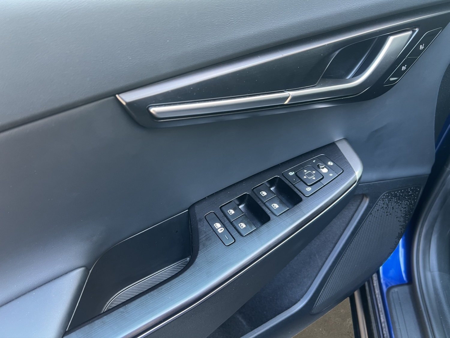 KIA EV6 84 kWh Earth 4x4-image-18