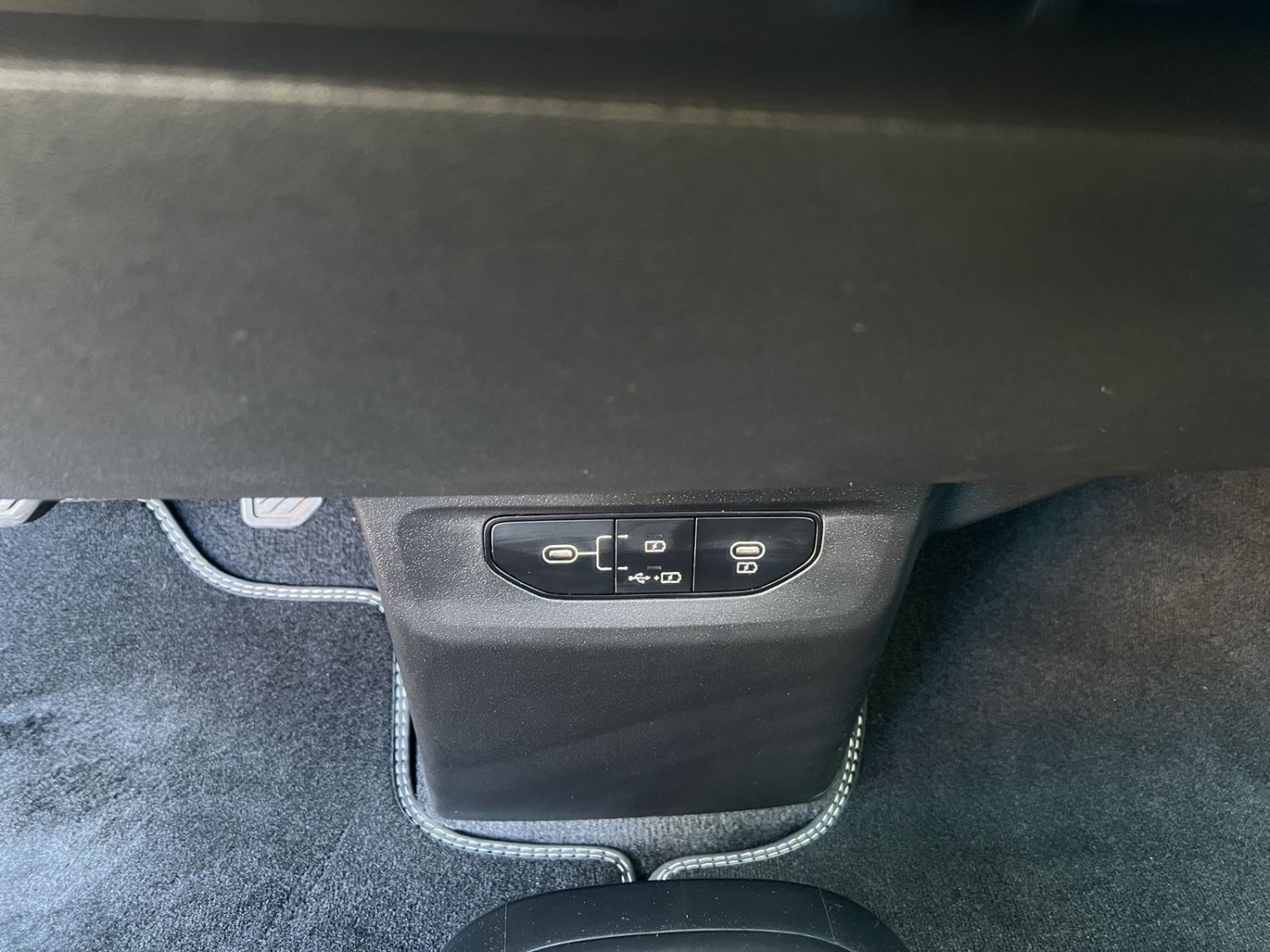 KIA EV6 84 kWh Earth 4x4-image-23