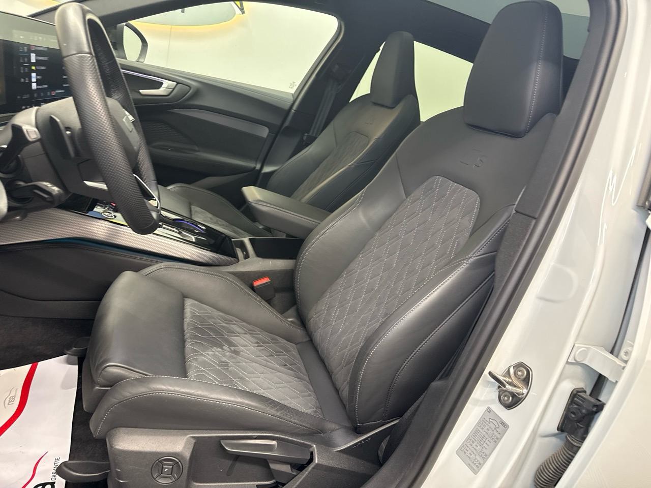 AUDI A5 Avant 2.0 TFSI S-tronic Black Line S-showroom-element-3