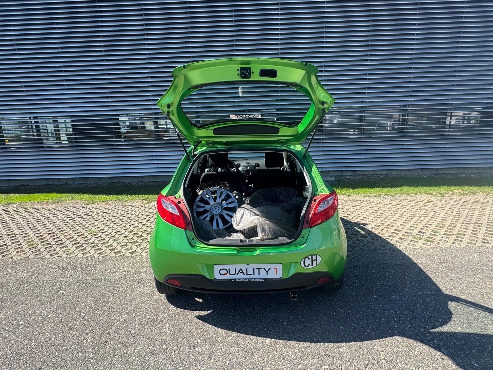 MAZDA 2 1.3i 16V Exclusive-image-2