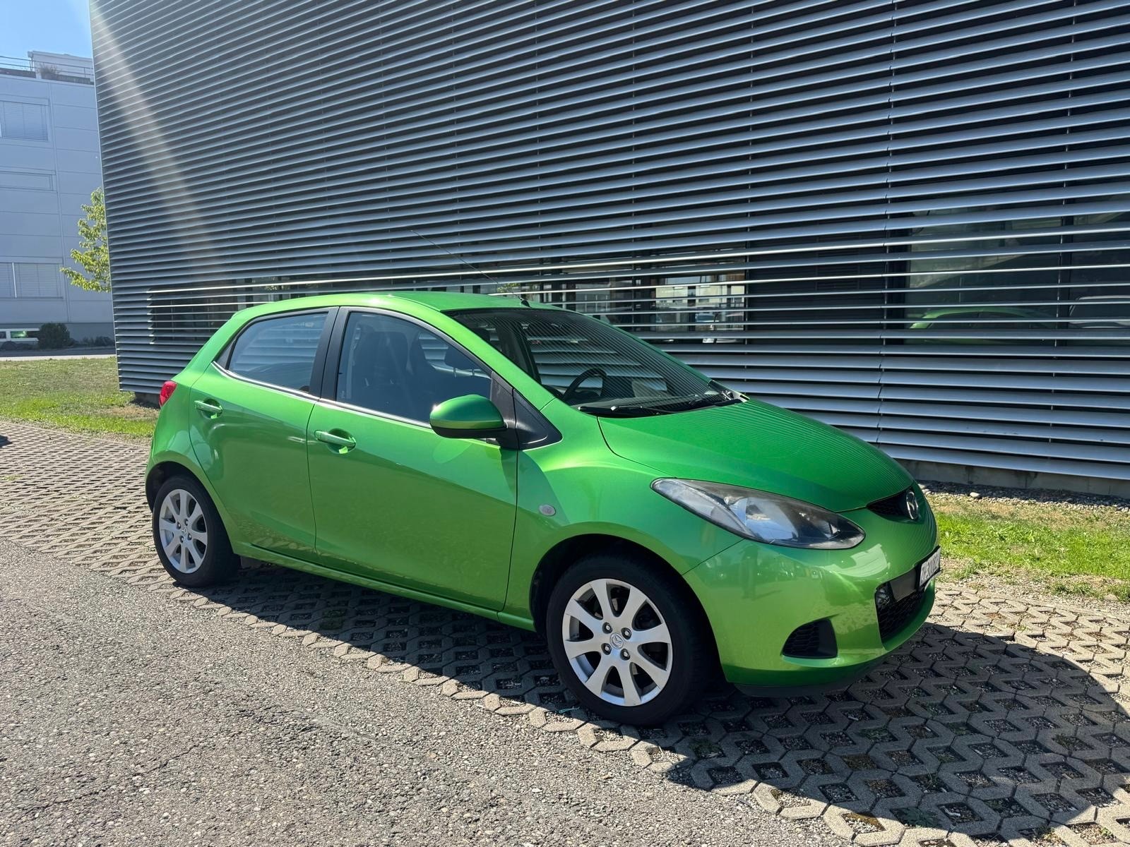 MAZDA 2 1.3i 16V Exclusive-image-10