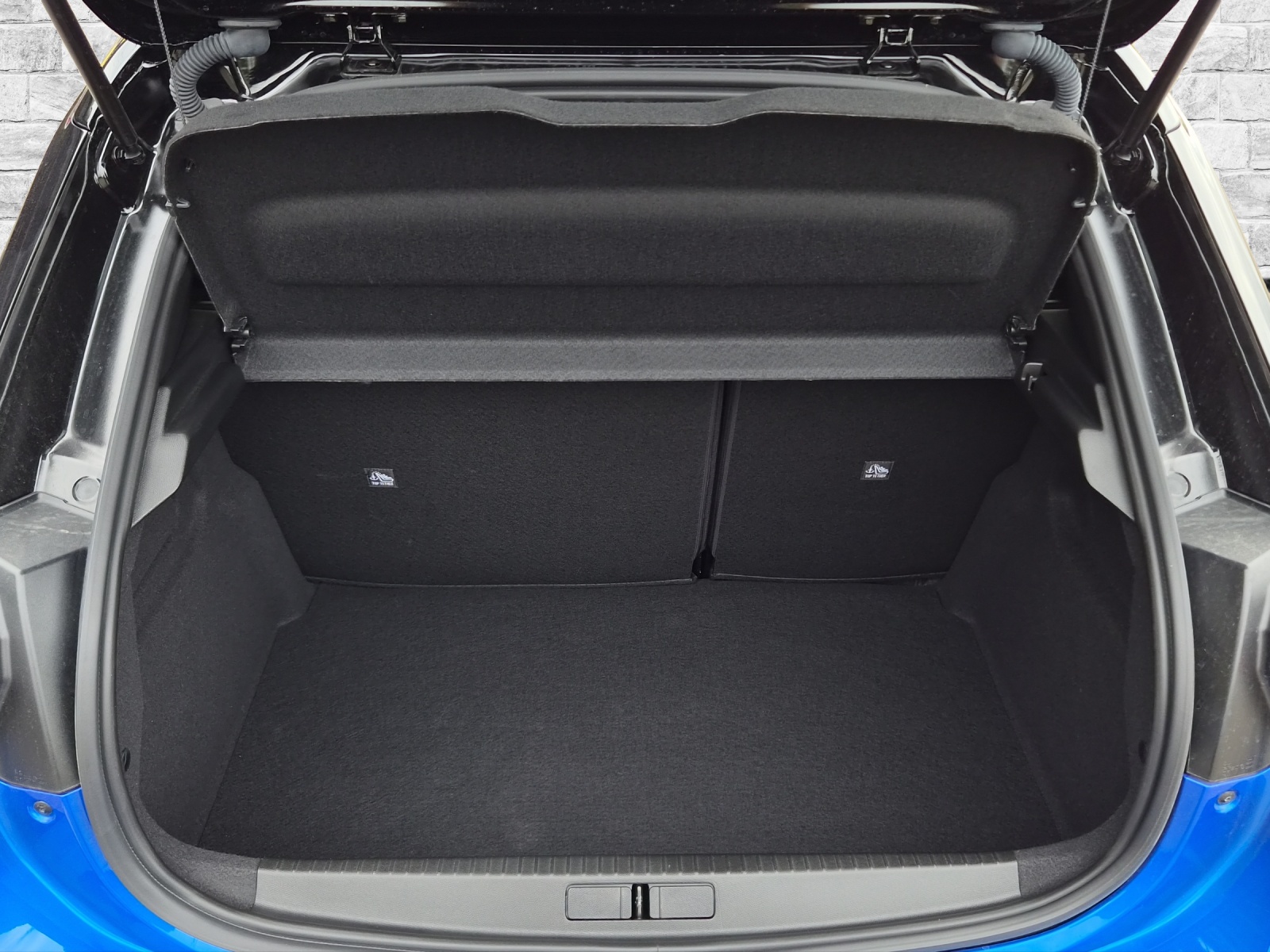 OPEL Corsa 1.2 T Hybrid Sporthilfe-image-8
