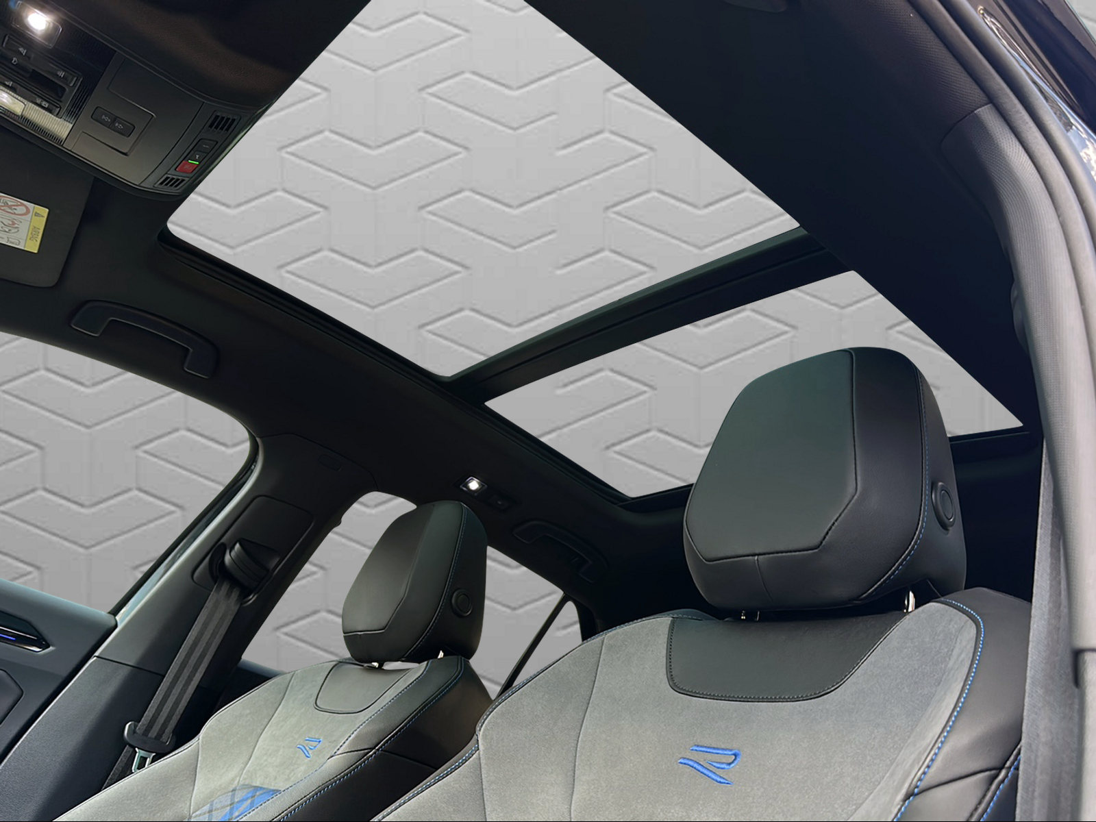 VW T-Roc 2.0 TSI R DSG 4Motion-image-17