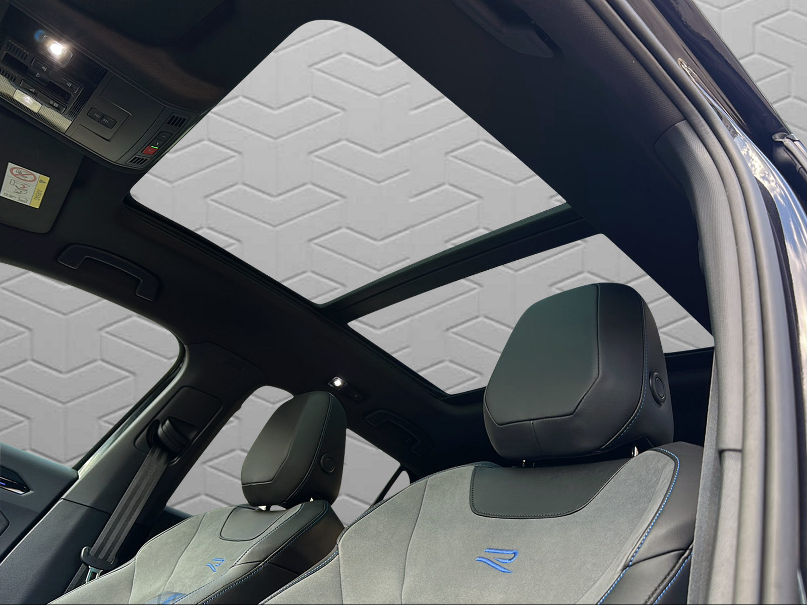 VW T-Roc 2.0 TSI R DSG 4Motion-image-19