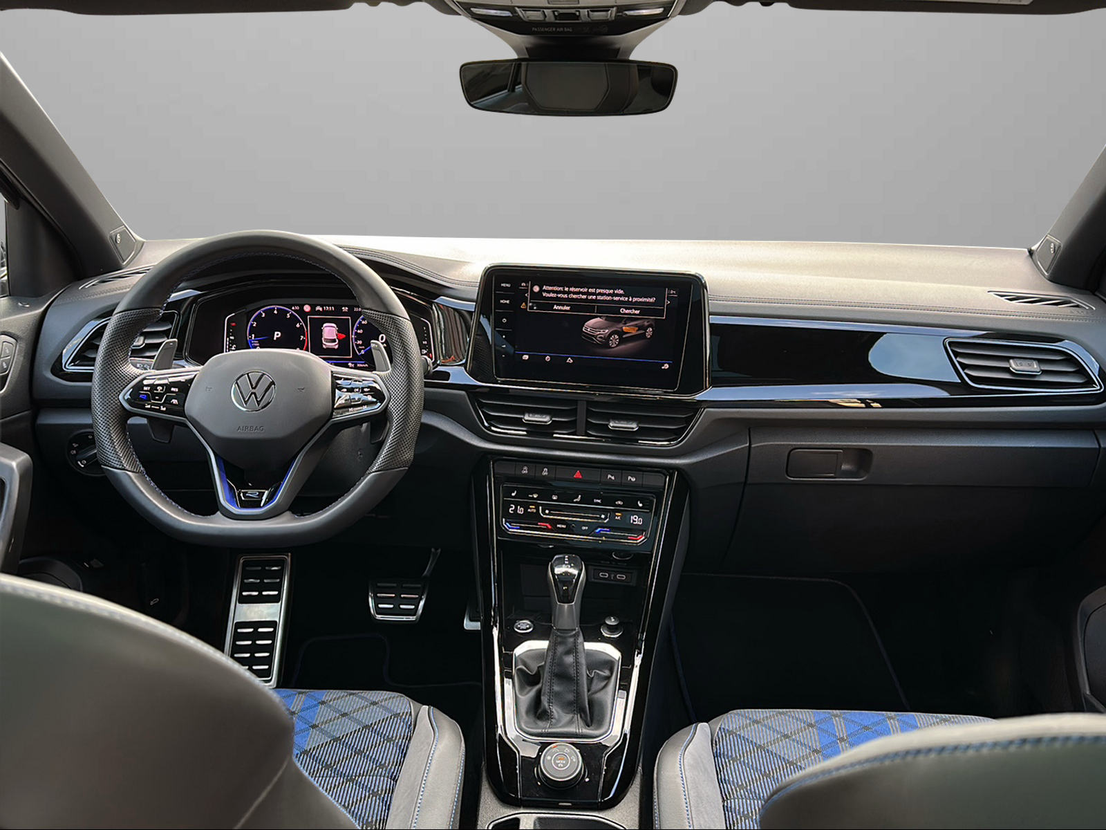 VW T-Roc 2.0 TSI R DSG 4Motion-image-12