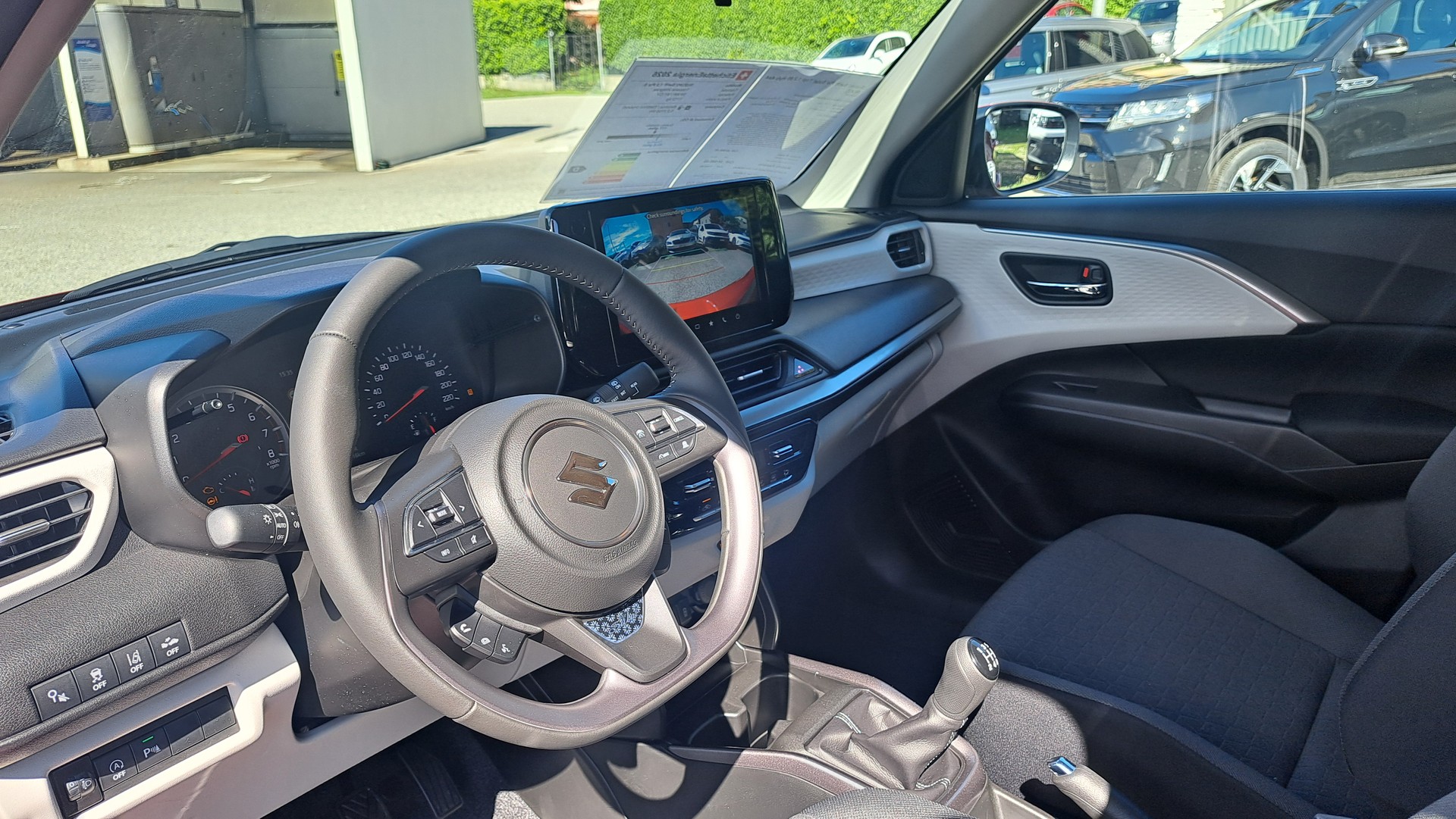 SUZUKI Swift 1.2 Piz Sulai Hybrid Top 4x4-image-11