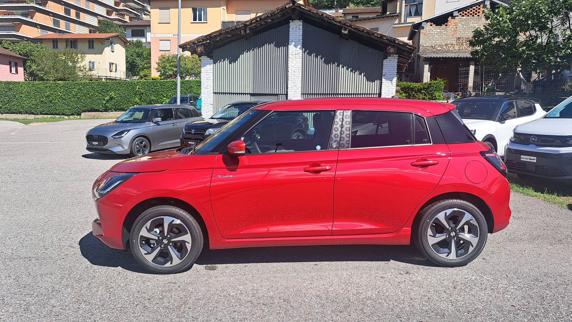 SUZUKI Swift 1.2 Piz Sulai Hybrid Top 4x4-image-3
