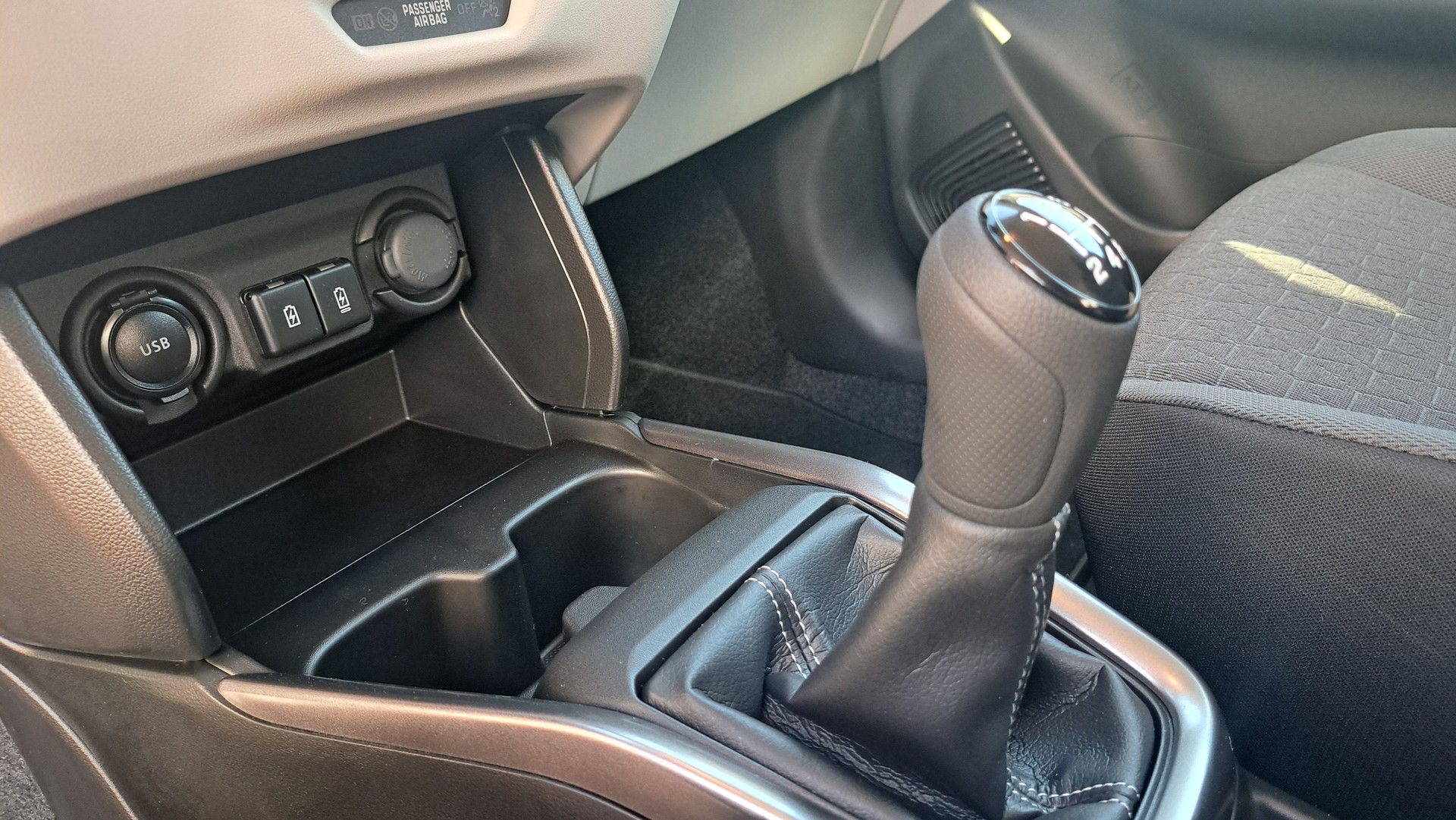 SUZUKI Swift 1.2 Piz Sulai Hybrid Top 4x4-image-14