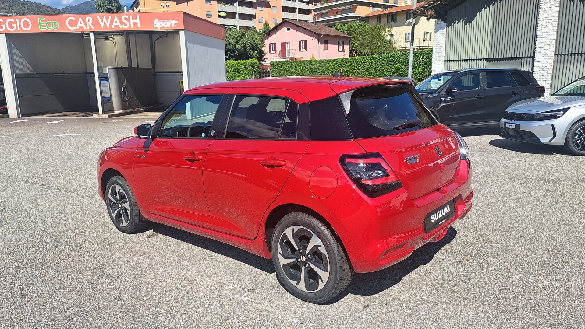 SUZUKI Swift 1.2 Piz Sulai Hybrid Top 4x4-image-4