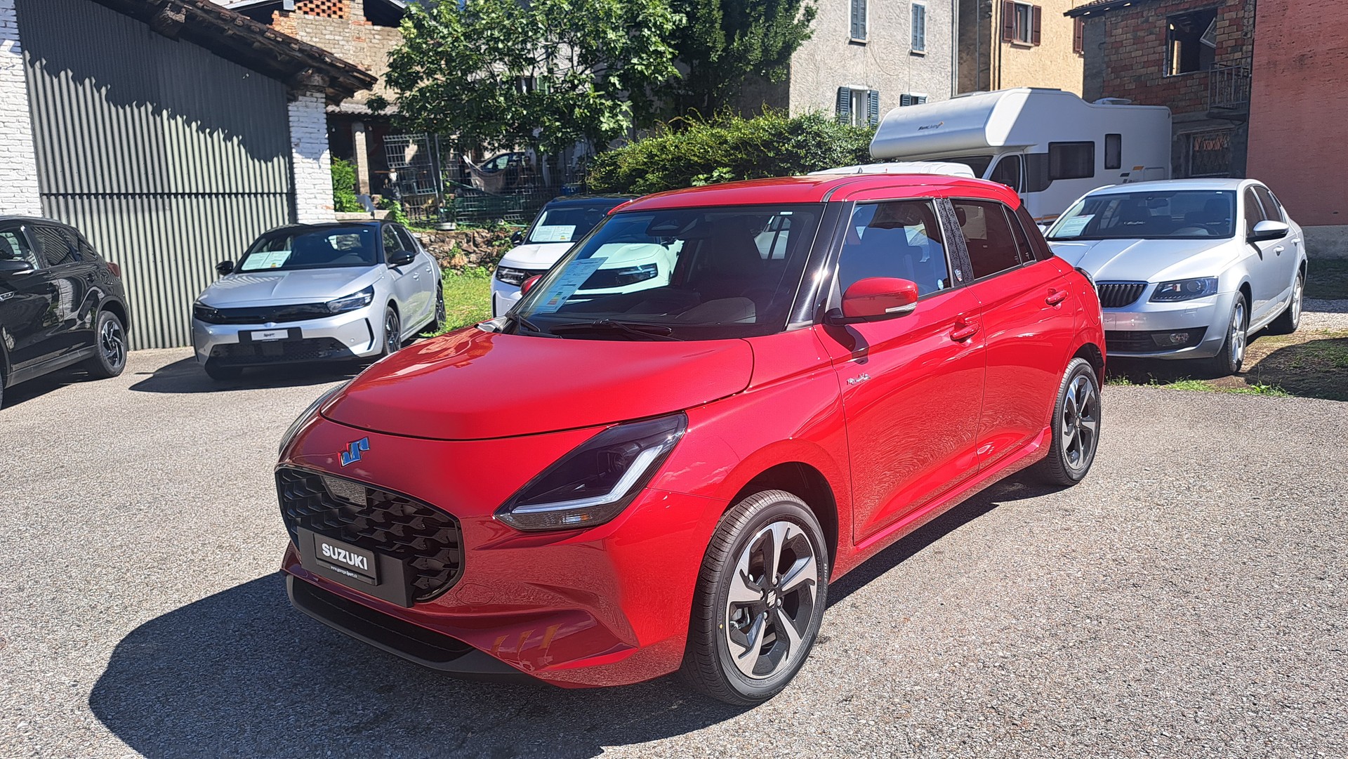 SUZUKI Swift 1.2 Piz Sulai Hybrid Top 4x4-image-2