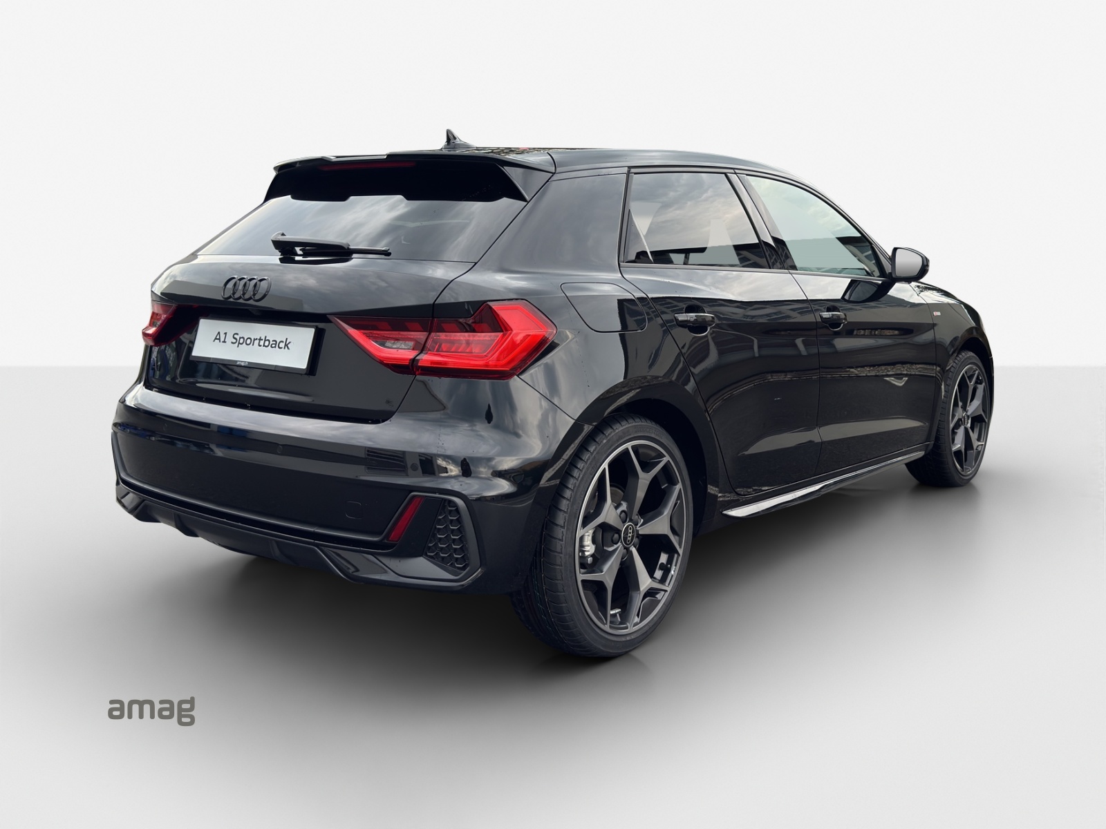 AUDI A1 Sportback 30 TFSI S Line Attraction S-tronic-image-4