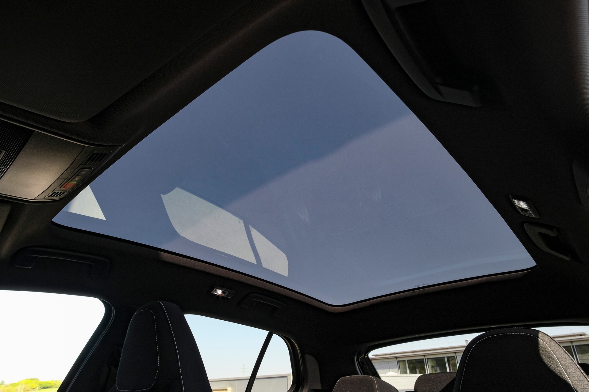SKODA Fabia 1.0 TSI Monte Carlo DSG-image-22