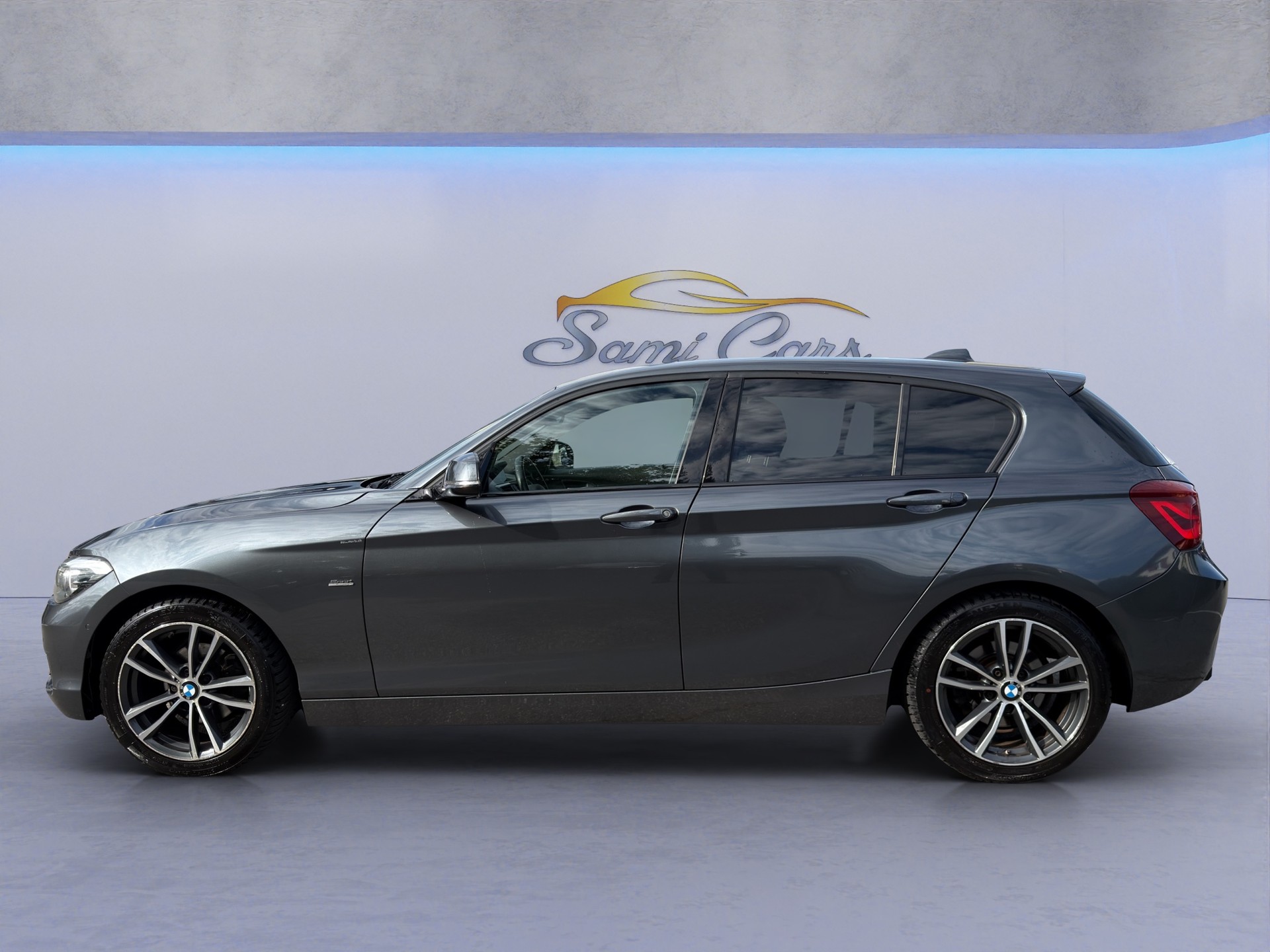 BMW 118i Sport Line Steptronic-image-4