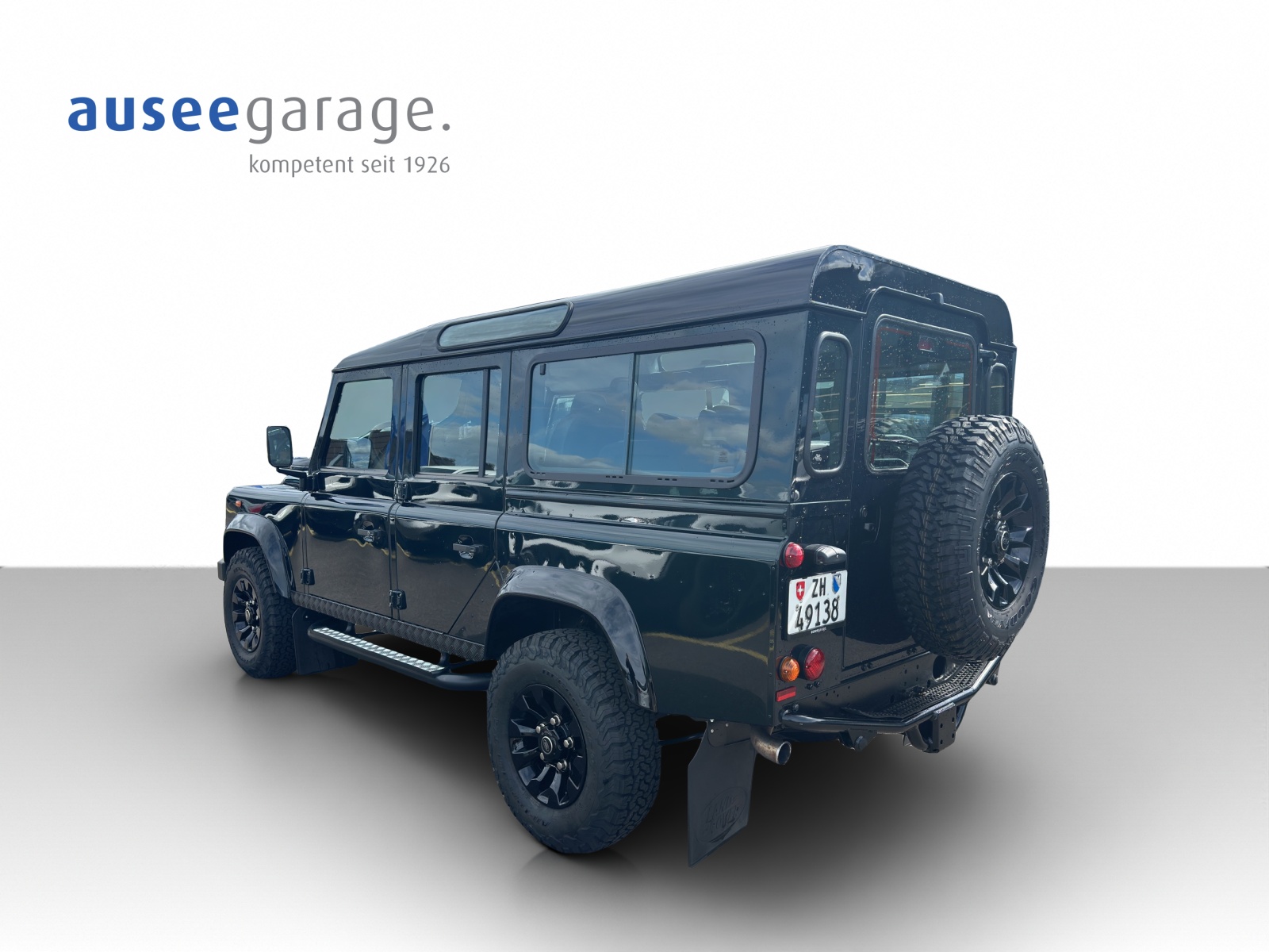 LAND ROVER Defender 110 2.2 TD4 SW-image-1