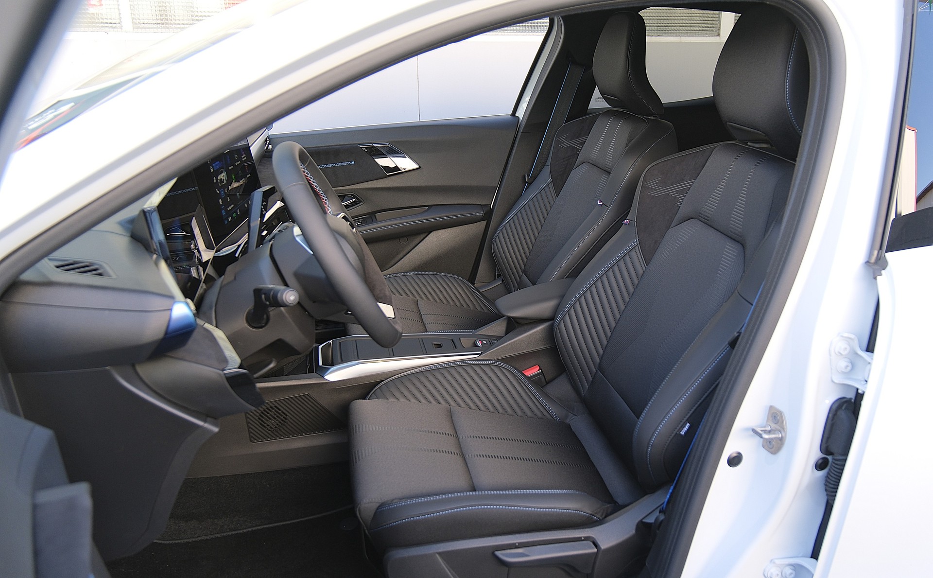 RENAULT Clio 1.8 E-Tech Esprit Alpine " full Hybrid "-image-3