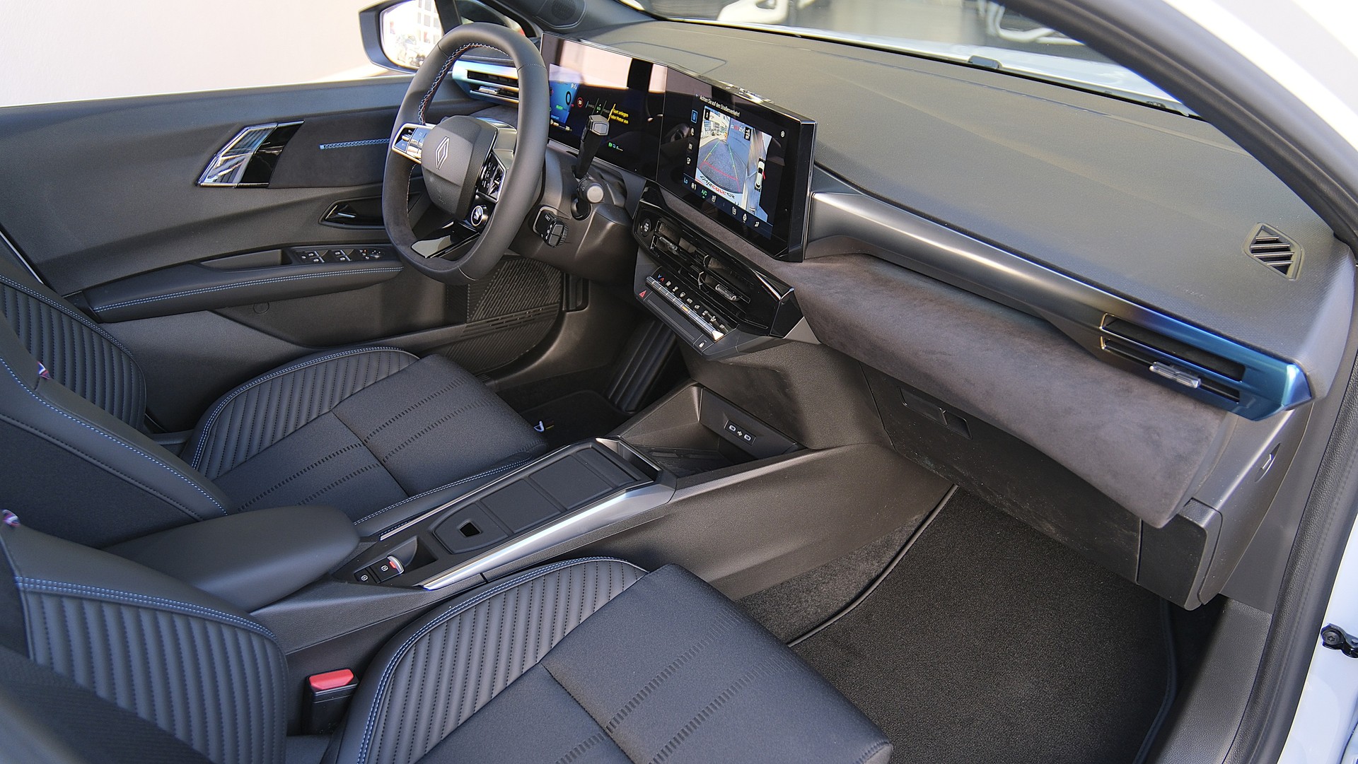 RENAULT Clio 1.8 E-Tech Esprit Alpine " full Hybrid "-image-13
