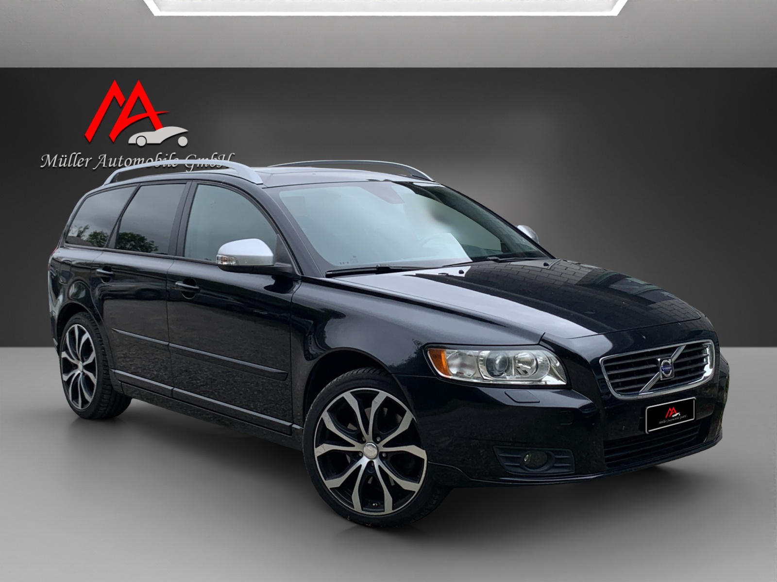 VOLVO V50 T5 AWD Summum Geartronic-image-1