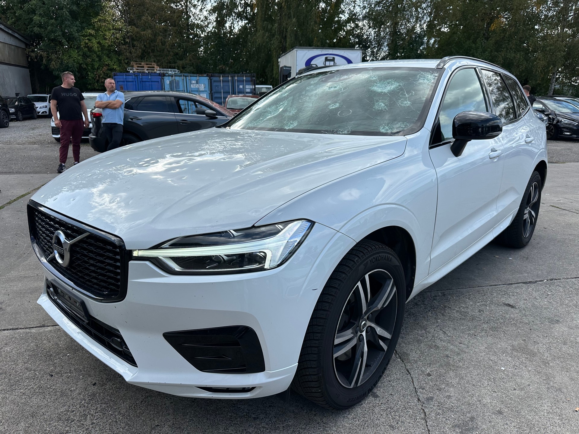 VOLVO XC60 B5 Benzin Mild Hybrid AWD R-Design Geartronic-image-5