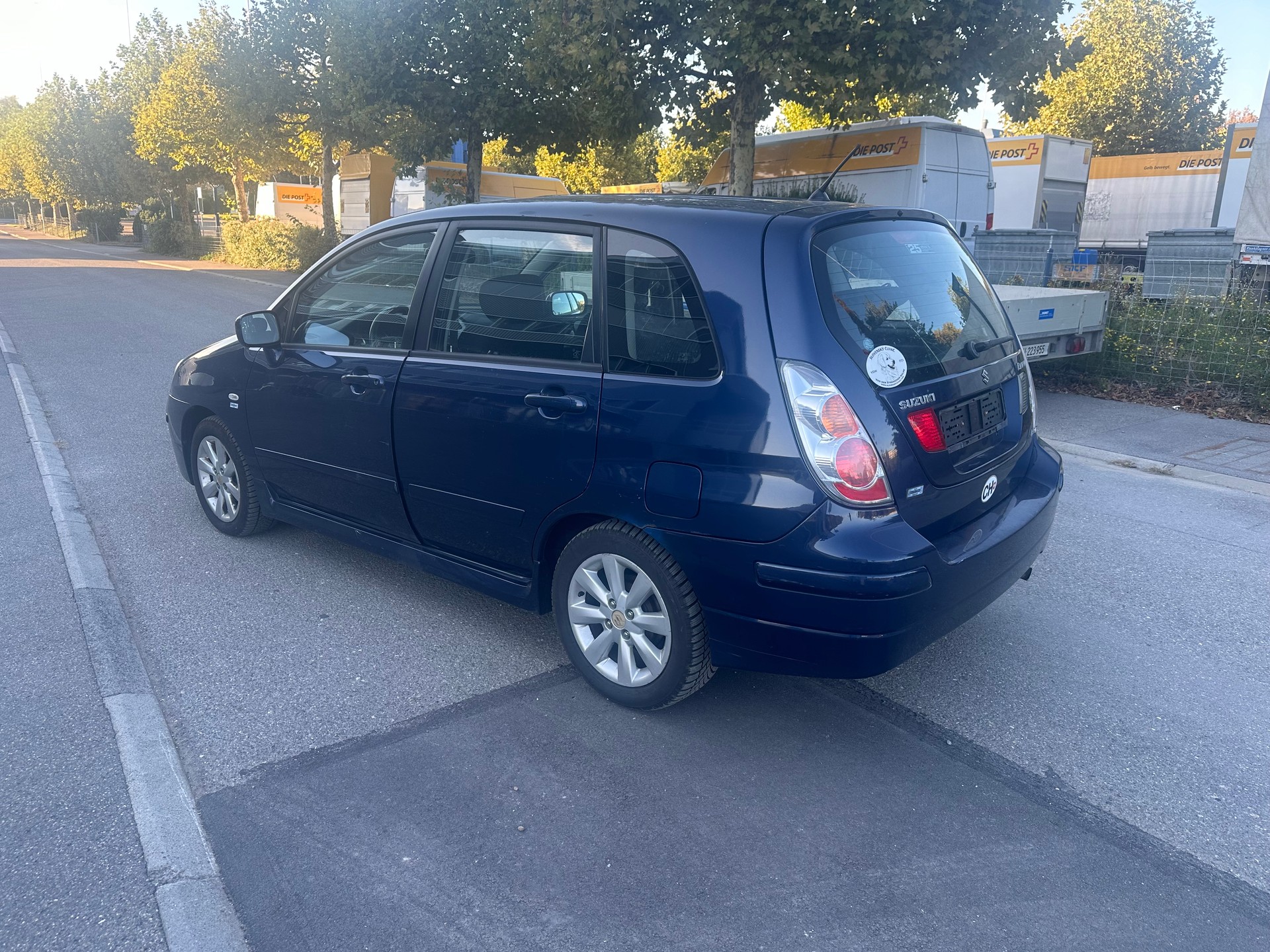 SUZUKI Liana 1.6 16V Sport Limited Edition 4WD Automatic-image-7