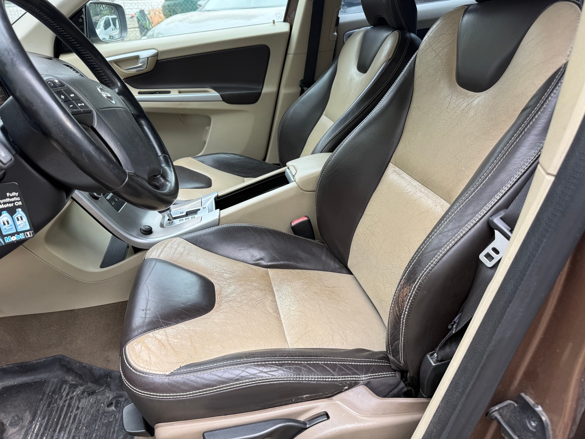 VOLVO XC60 D5 AWD Summum Geartronic-image-1