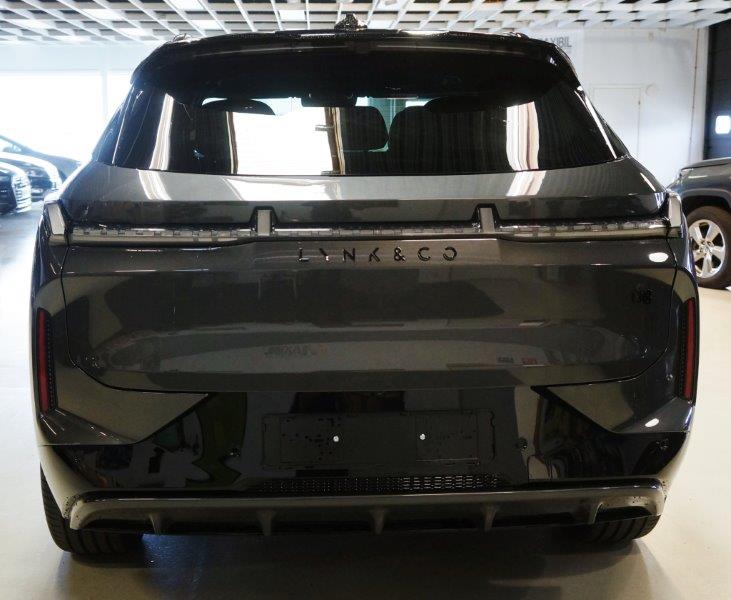 LYNK & CO 08 1.5 PHEV More-image-2