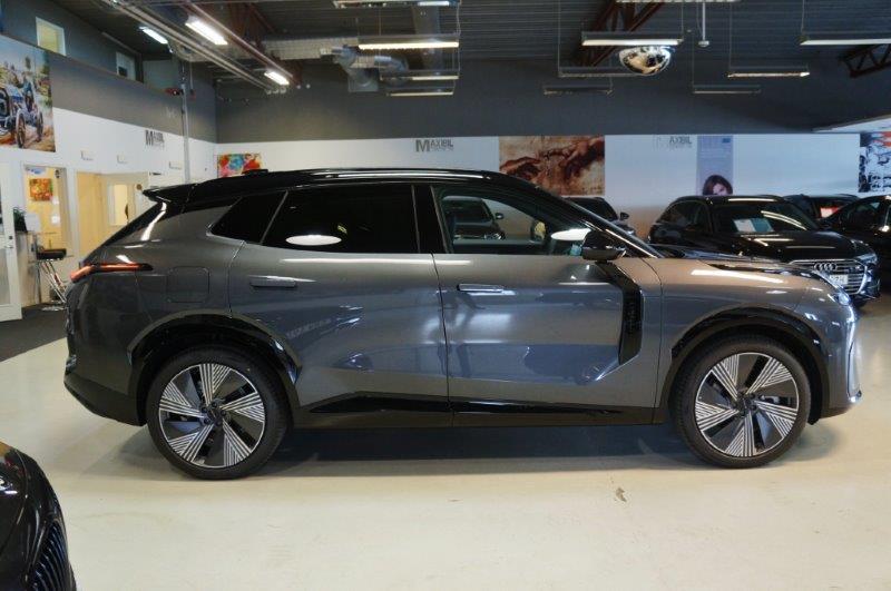 LYNK & CO 08 1.5 PHEV More-image-9