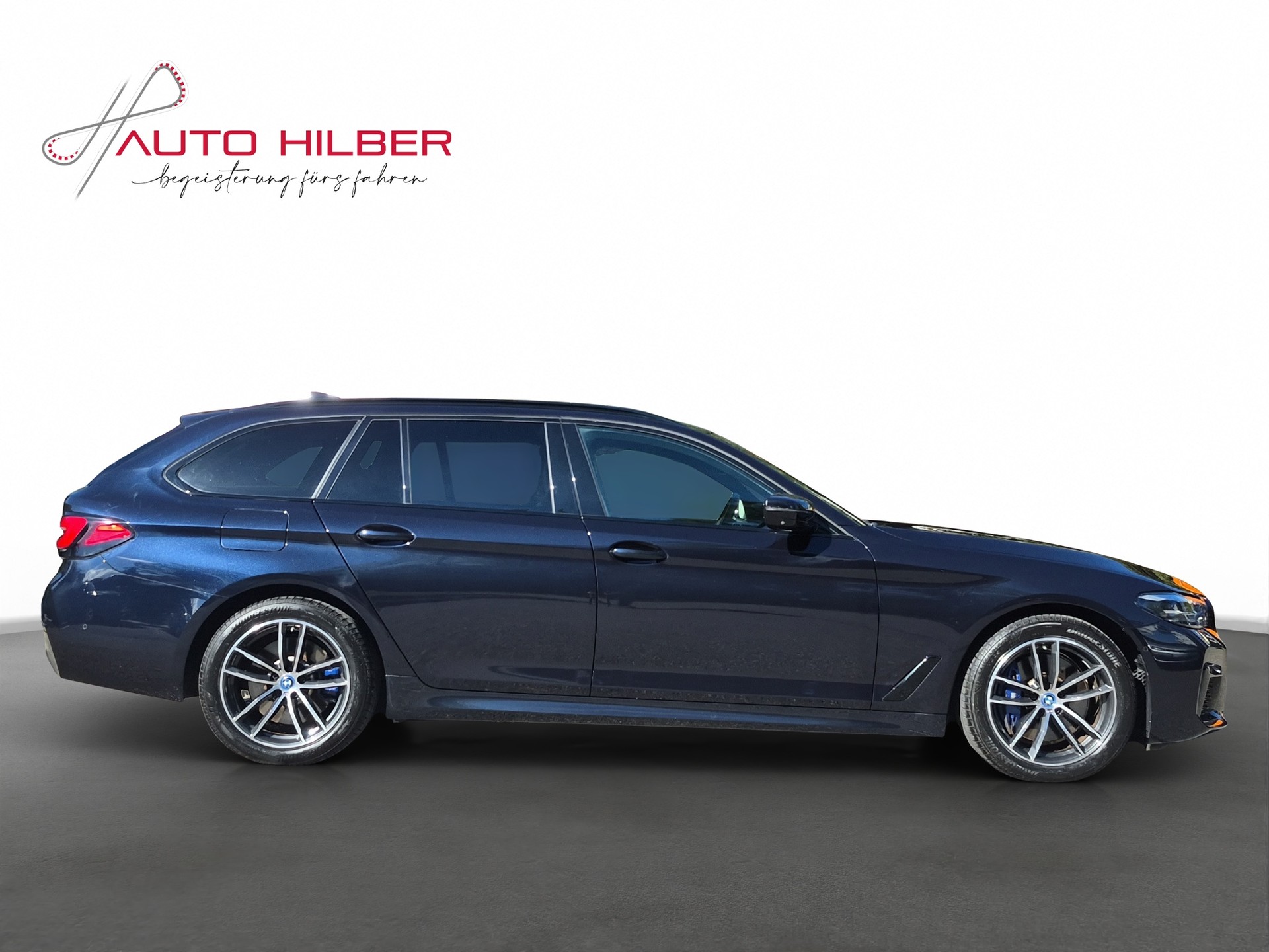 BMW 530e xDrive Touring M Sport Steptronic *Harman Kardon / gratis Service*-image-14