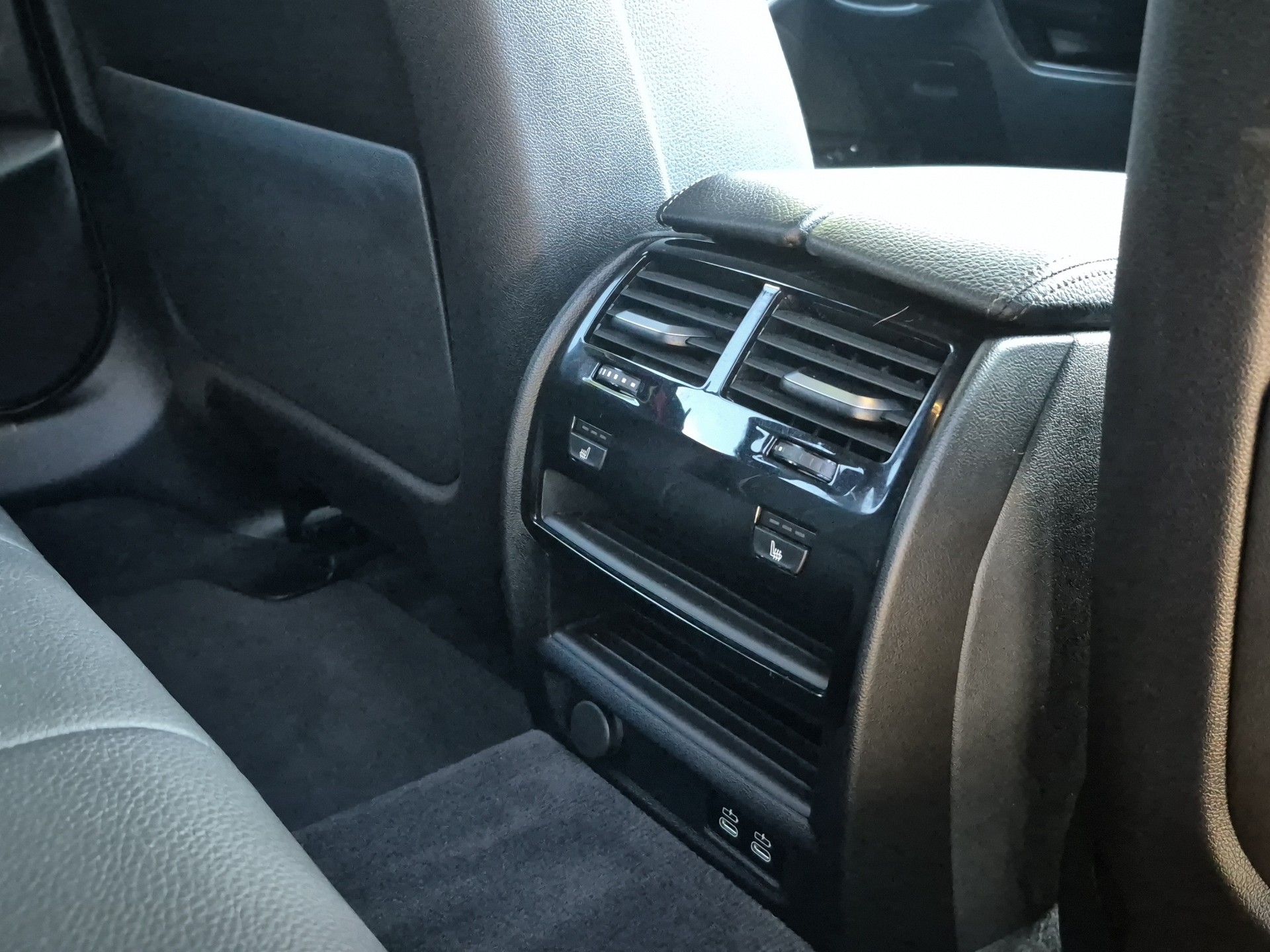 BMW 530e xDrive Touring M Sport Steptronic *Harman Kardon / gratis Service*-image-12