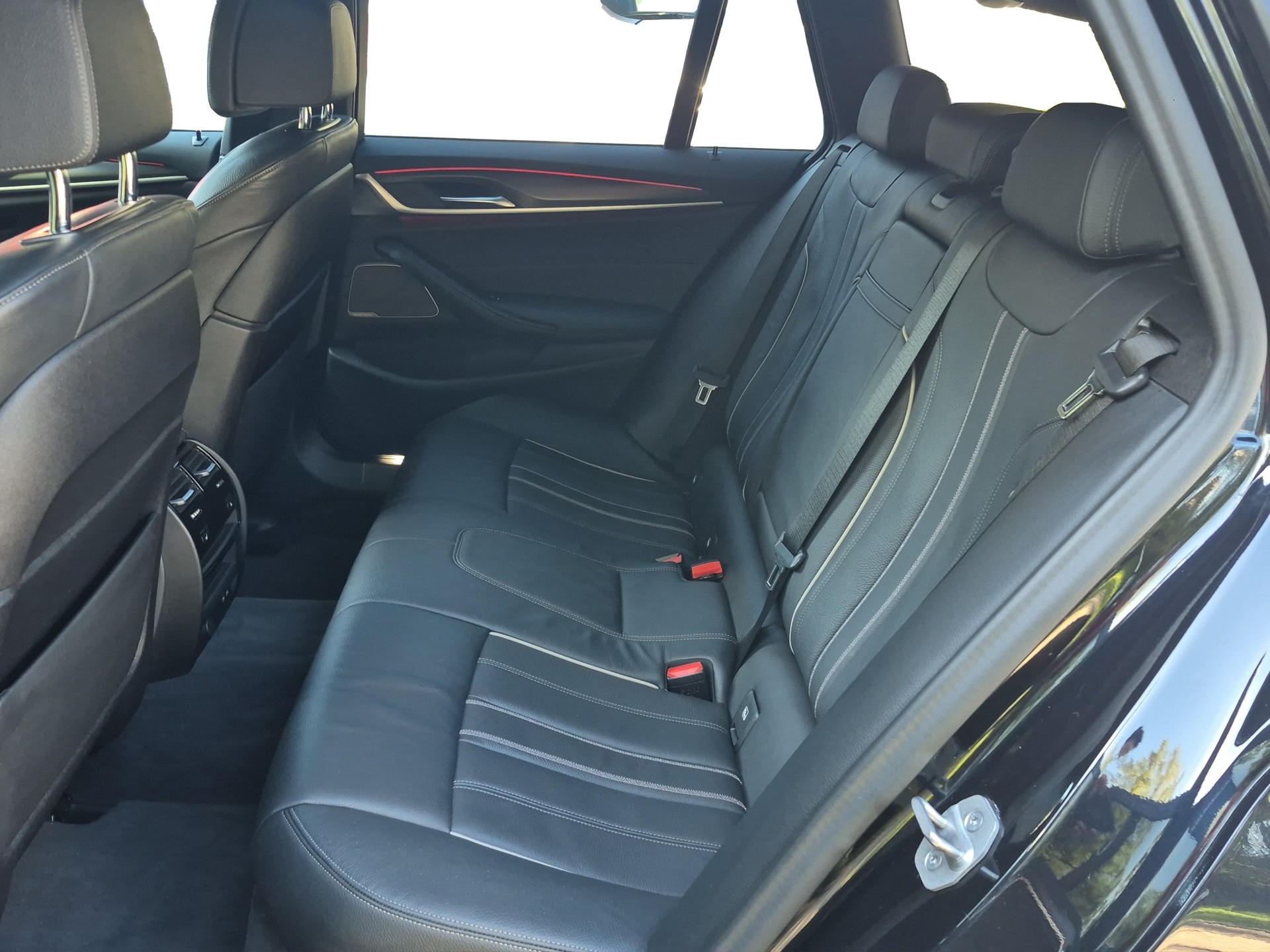 BMW 530e xDrive Touring M Sport Steptronic *Harman Kardon / gratis Service*-image-11