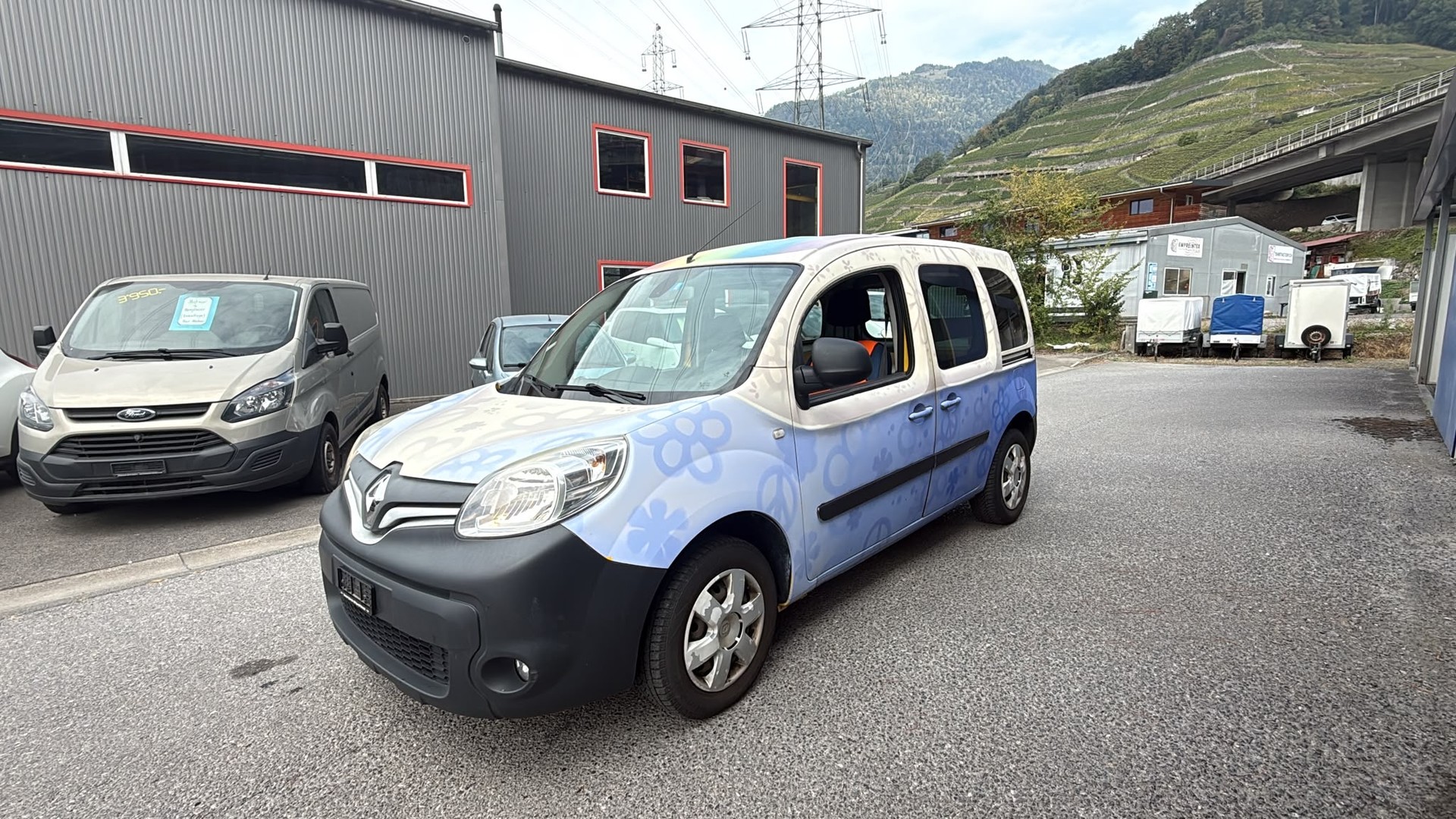 RENAULT Kangoo Medium 1.6 105 Business A-image-1
