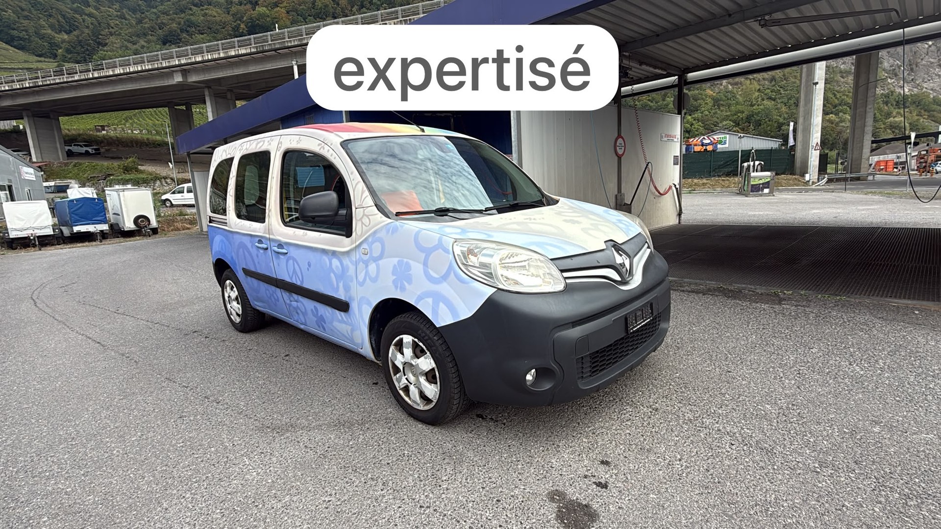 RENAULT Kangoo Medium 1.6 105 Business A-image-0