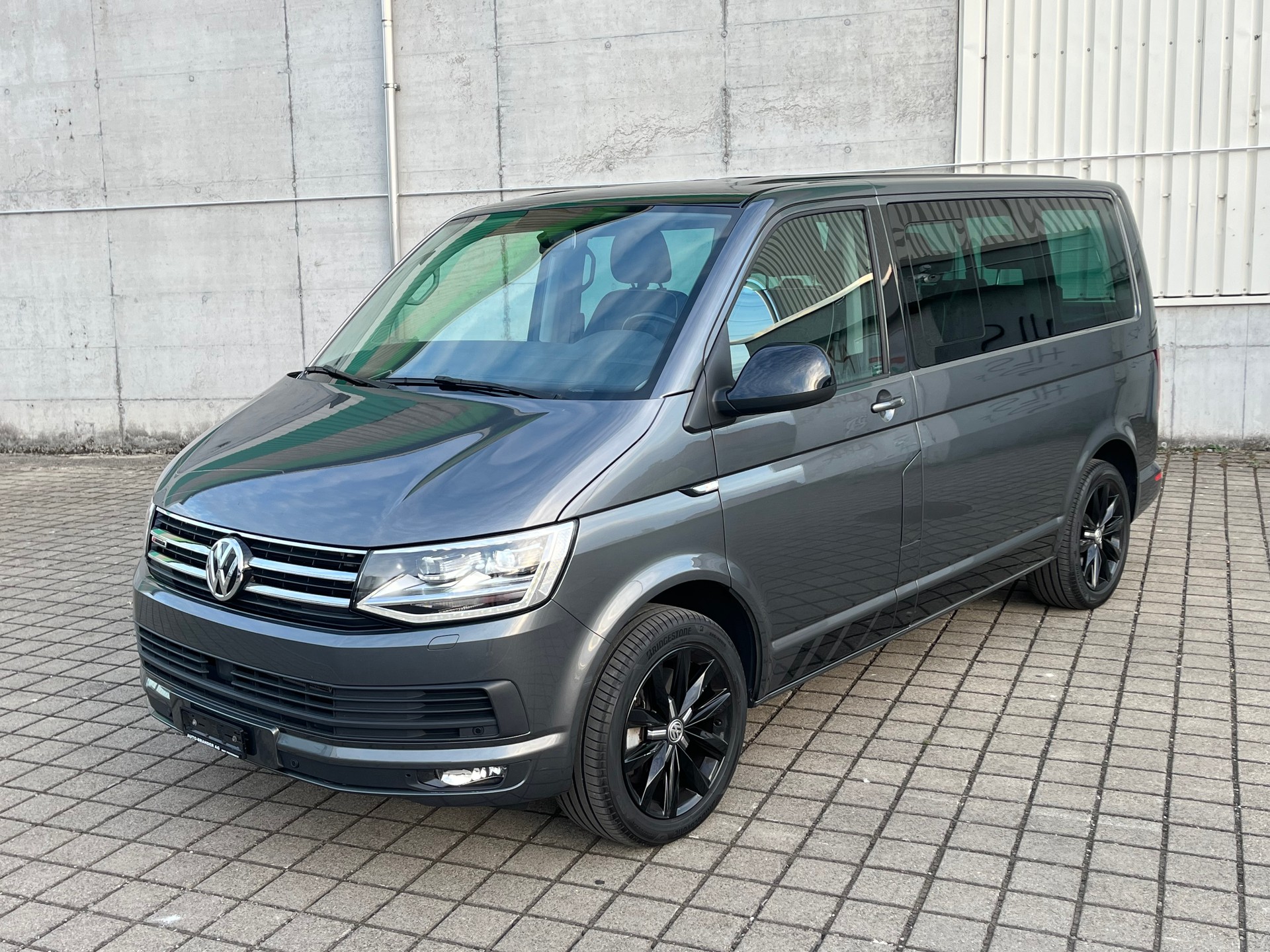 VW T6 Multivan 2.0 Bi-TDI Family Edition 4Motion DSG-image-0