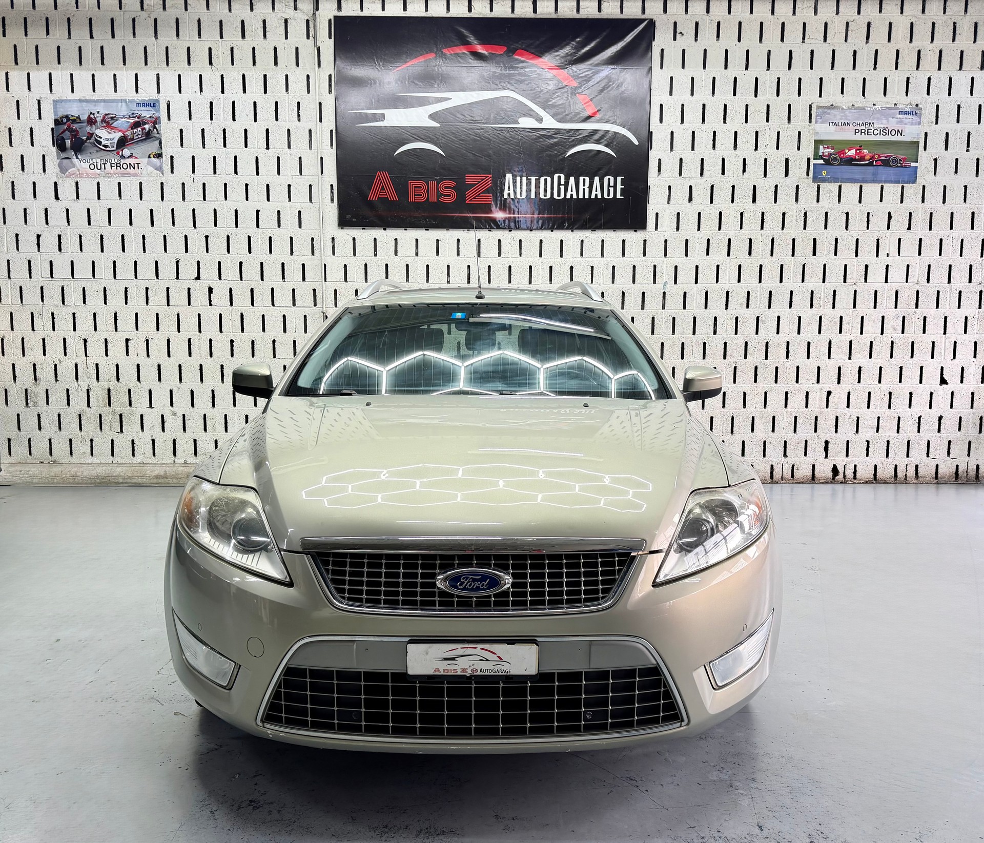 FORD Mondeo 2.0i 16V Titanium-image-1