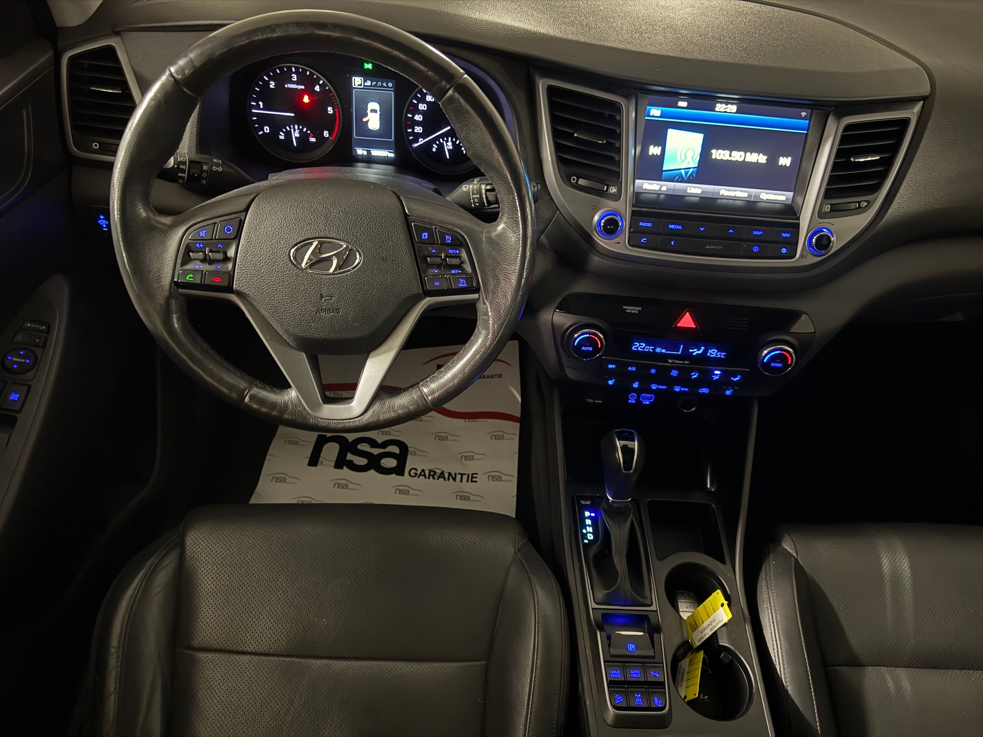 HYUNDAI Tucson 2.0 CRDI Vertex 4WD Automatic-image-9