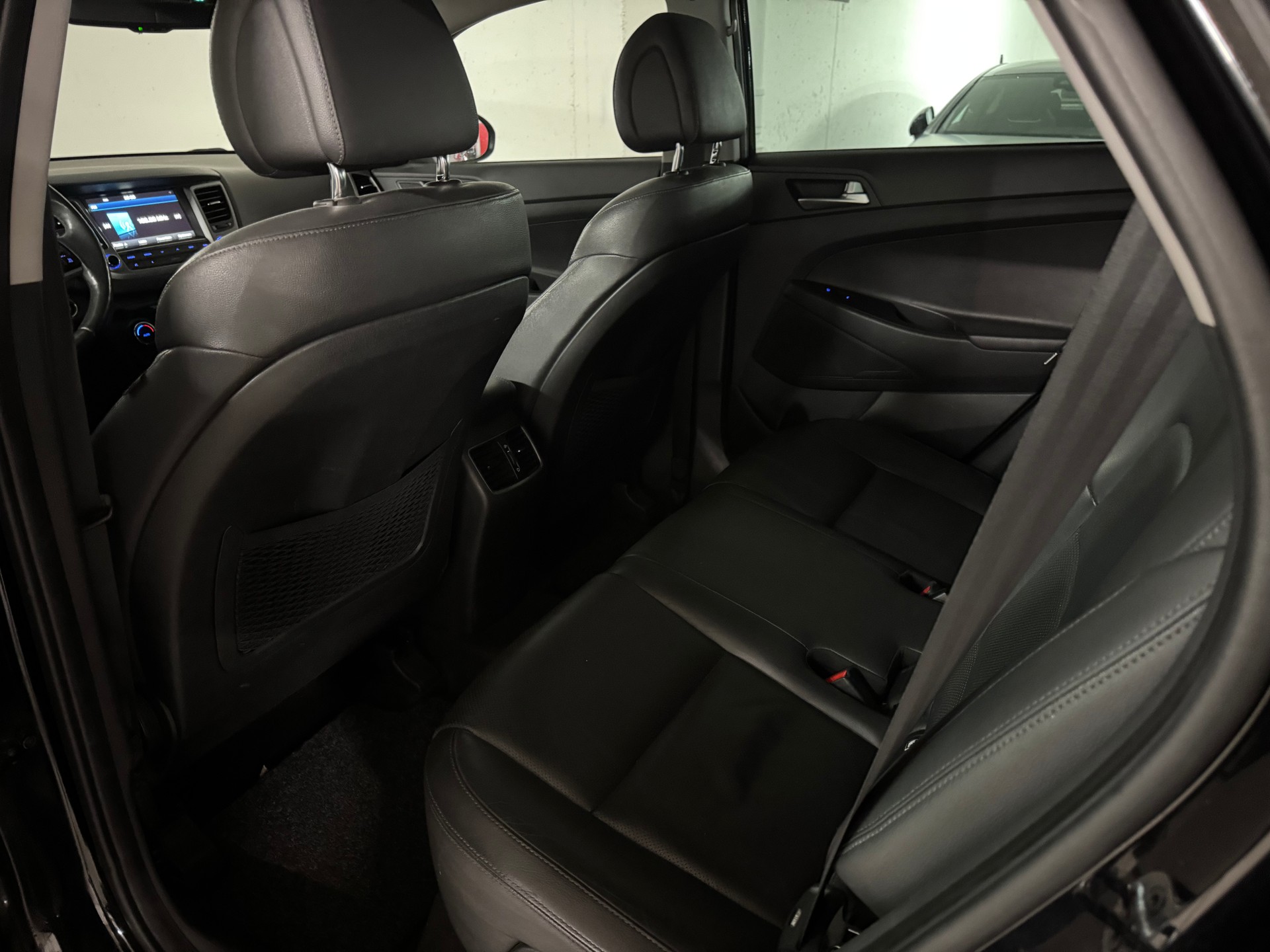 HYUNDAI Tucson 2.0 CRDI Vertex 4WD Automatic-image-14
