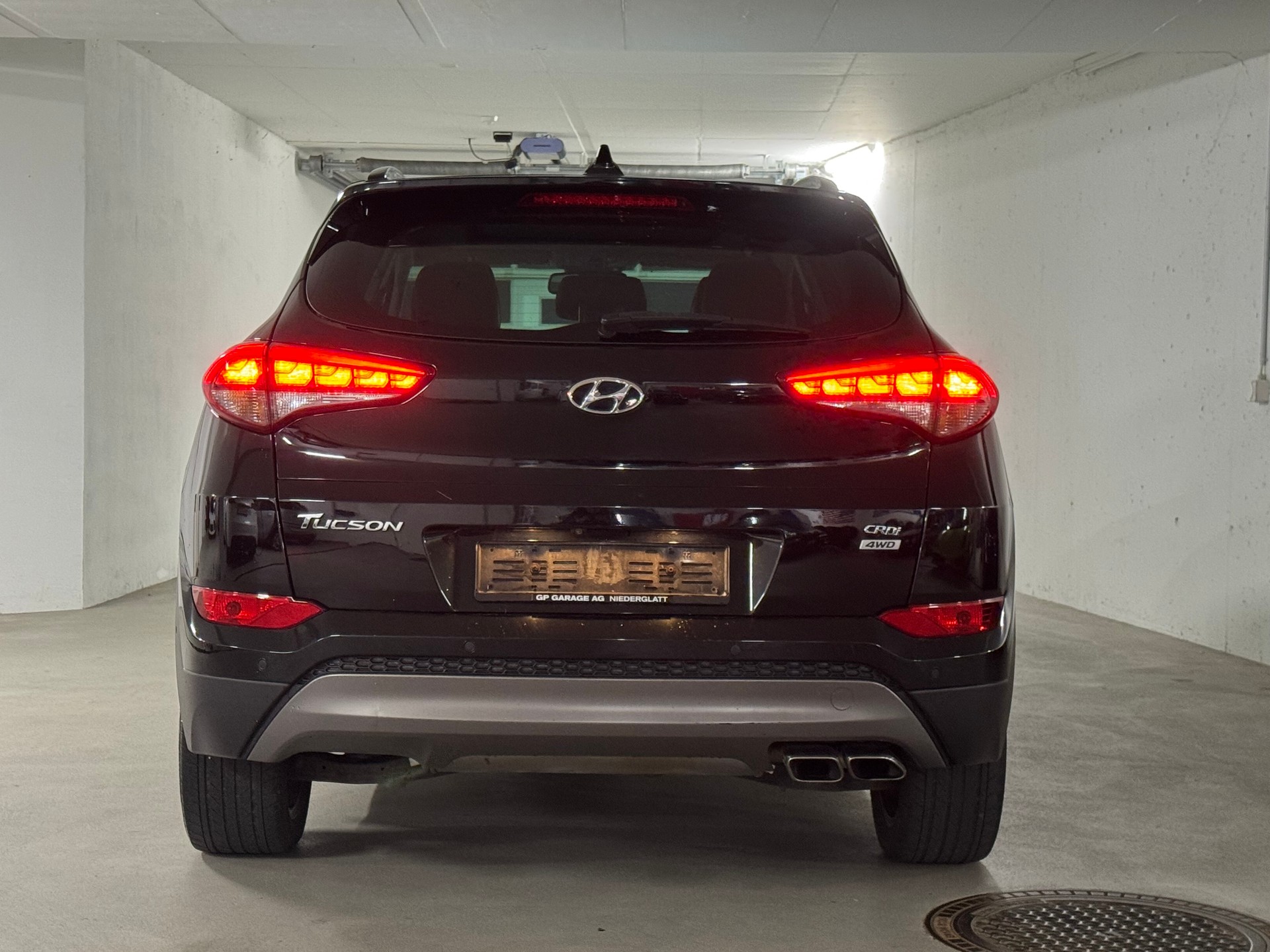 HYUNDAI Tucson 2.0 CRDI Vertex 4WD Automatic-image-5